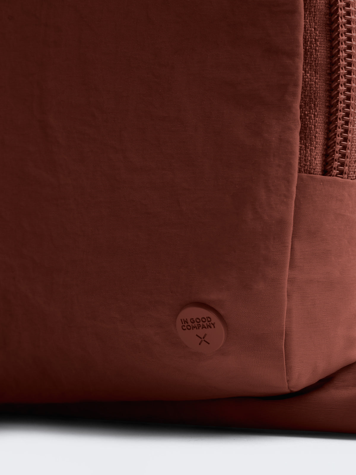 Pocket Crossbody M