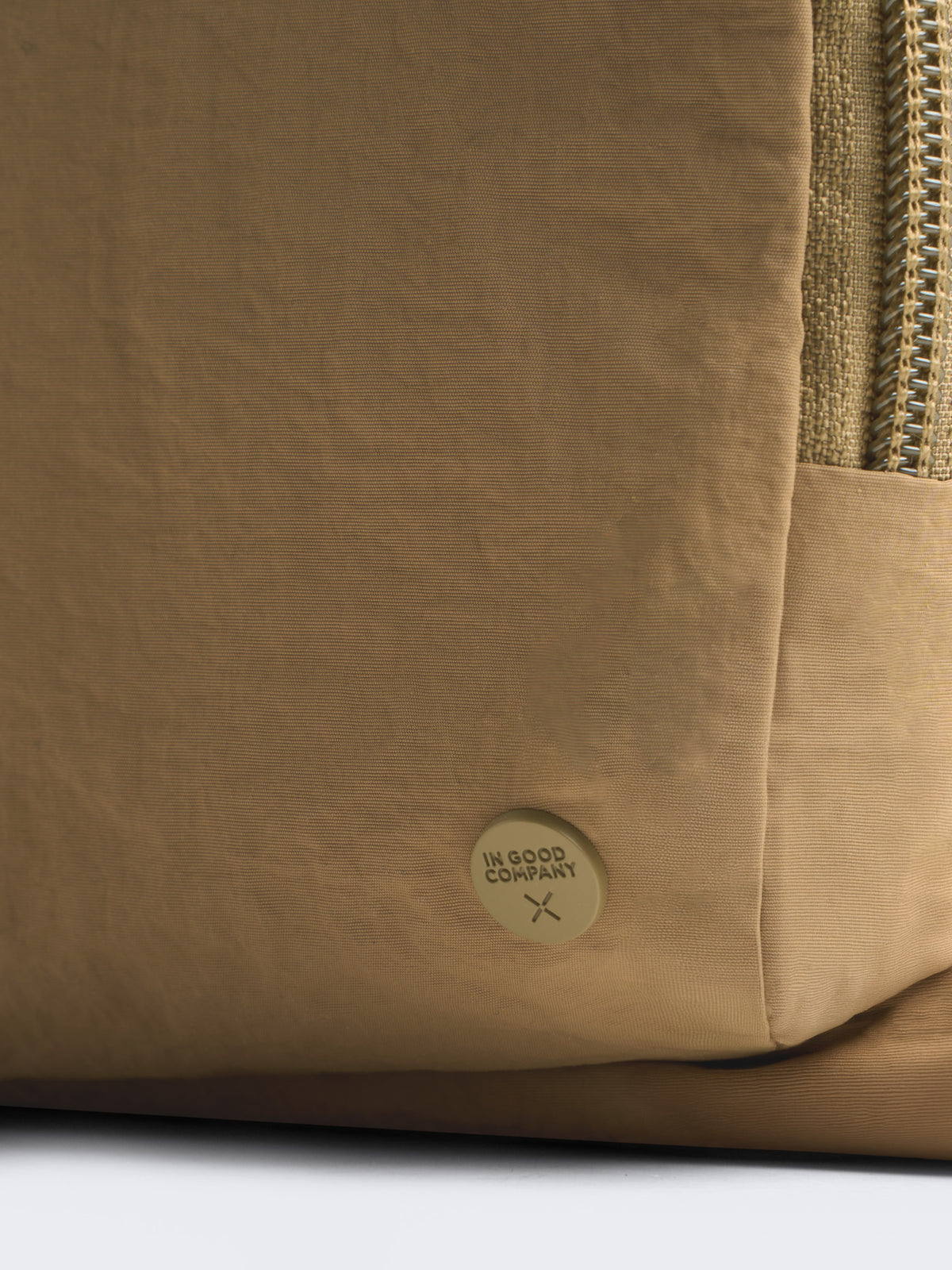 Pocket Crossbody M