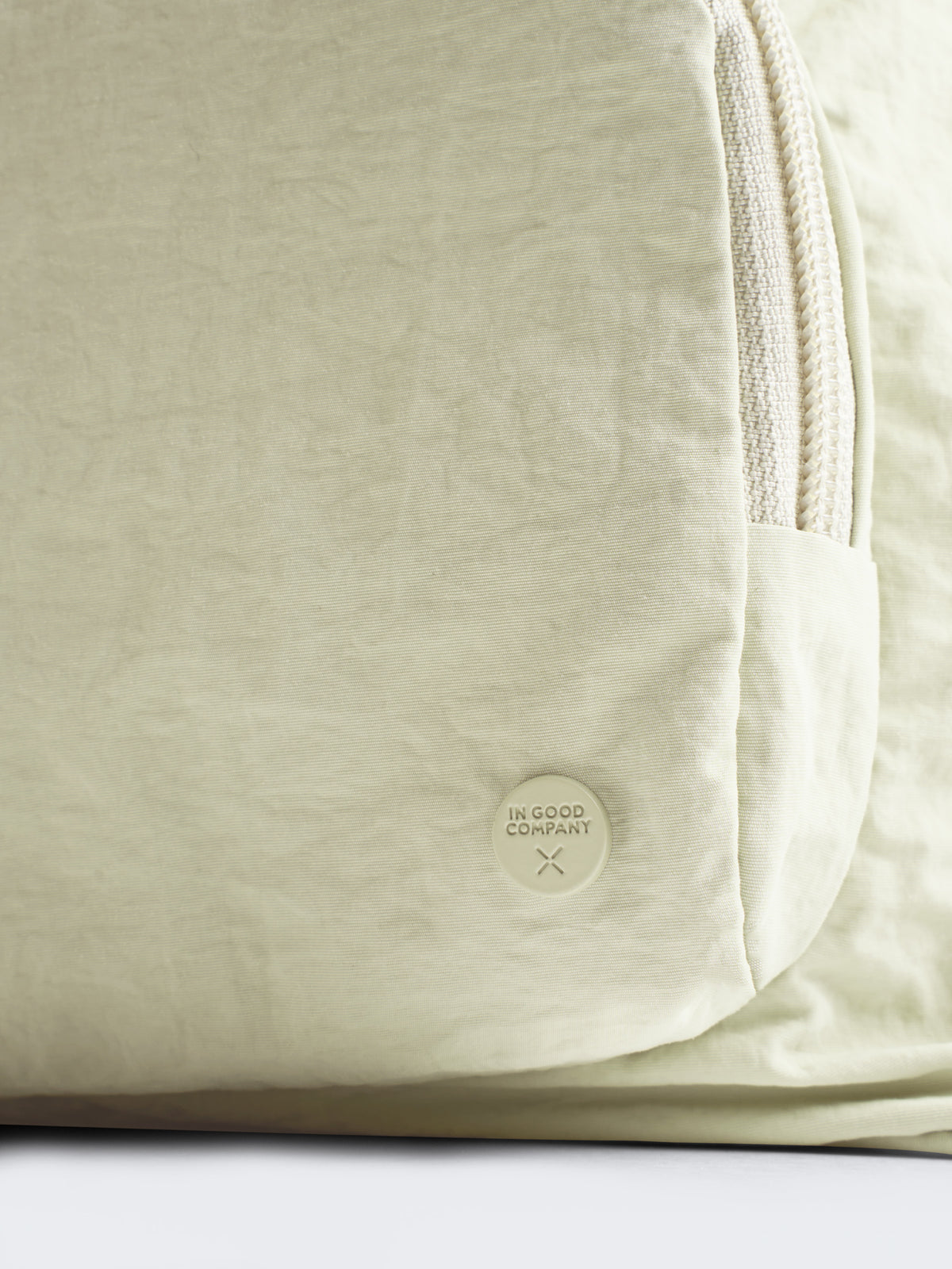 Pocket Crossbody M
