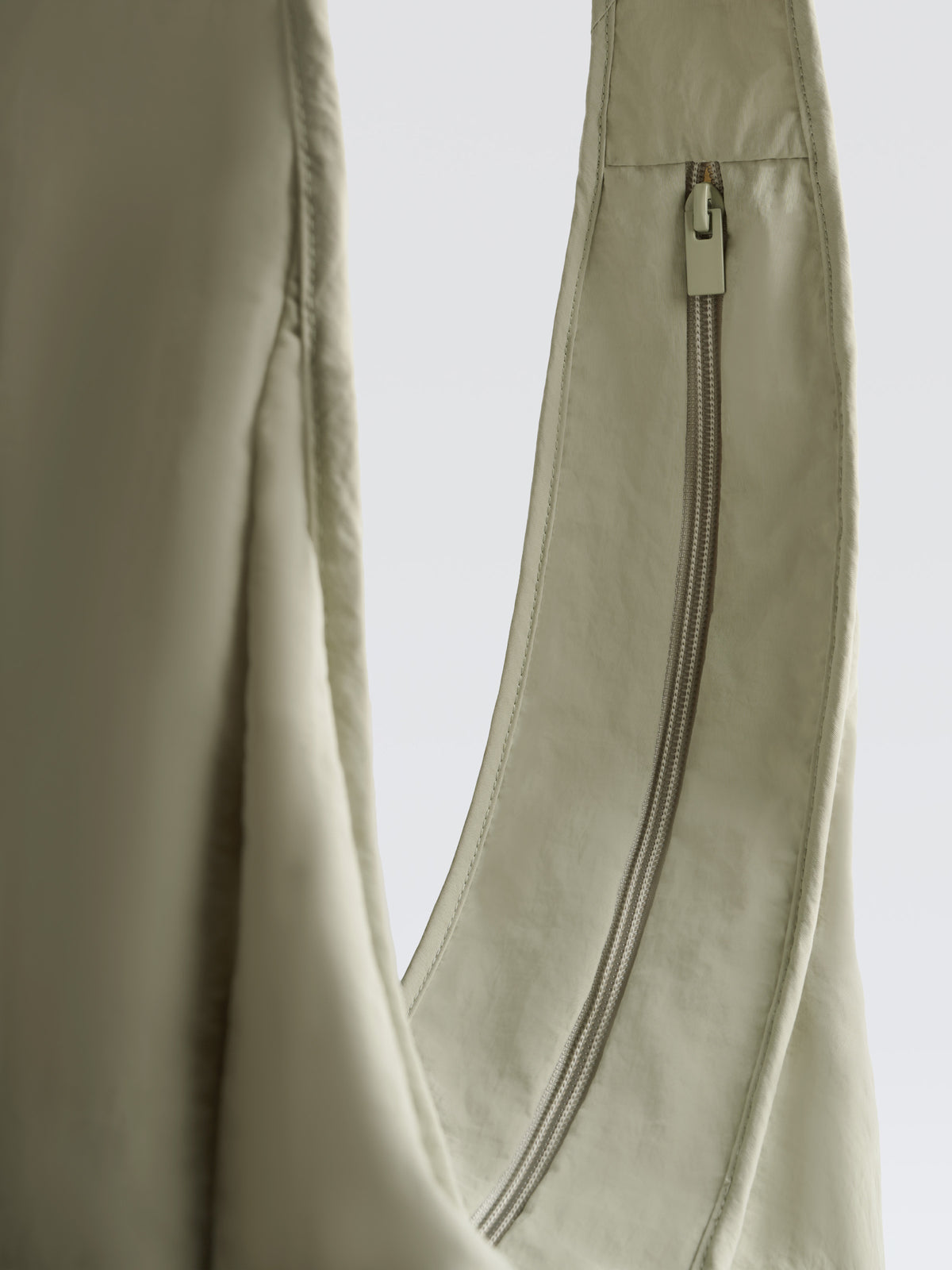 Pocket Crossbody M