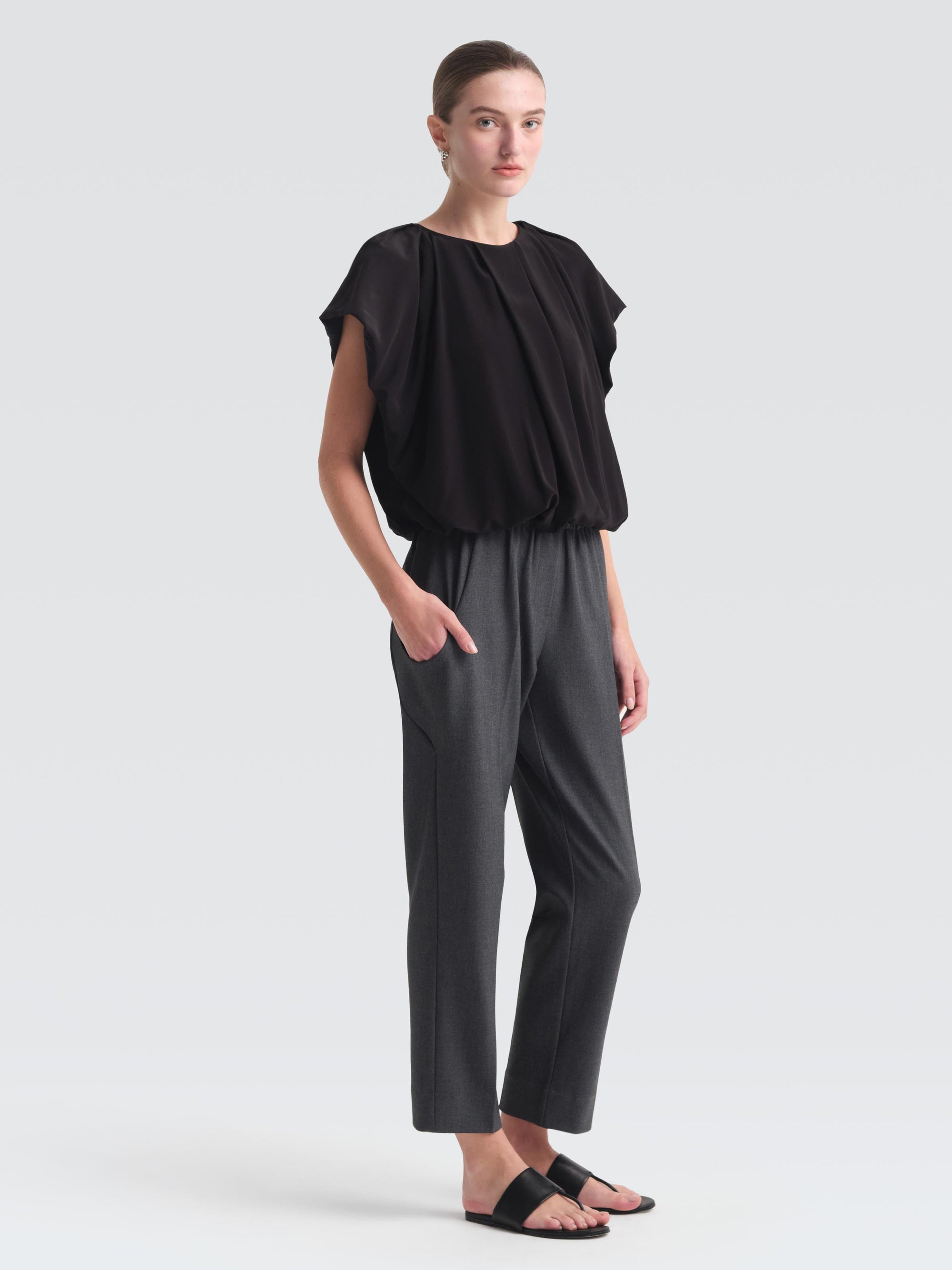 2245-Women-Top-Fellini-CDC-Black-2_1_abde3e50-f31a-4d1a-8bc4-e3374f0778cb