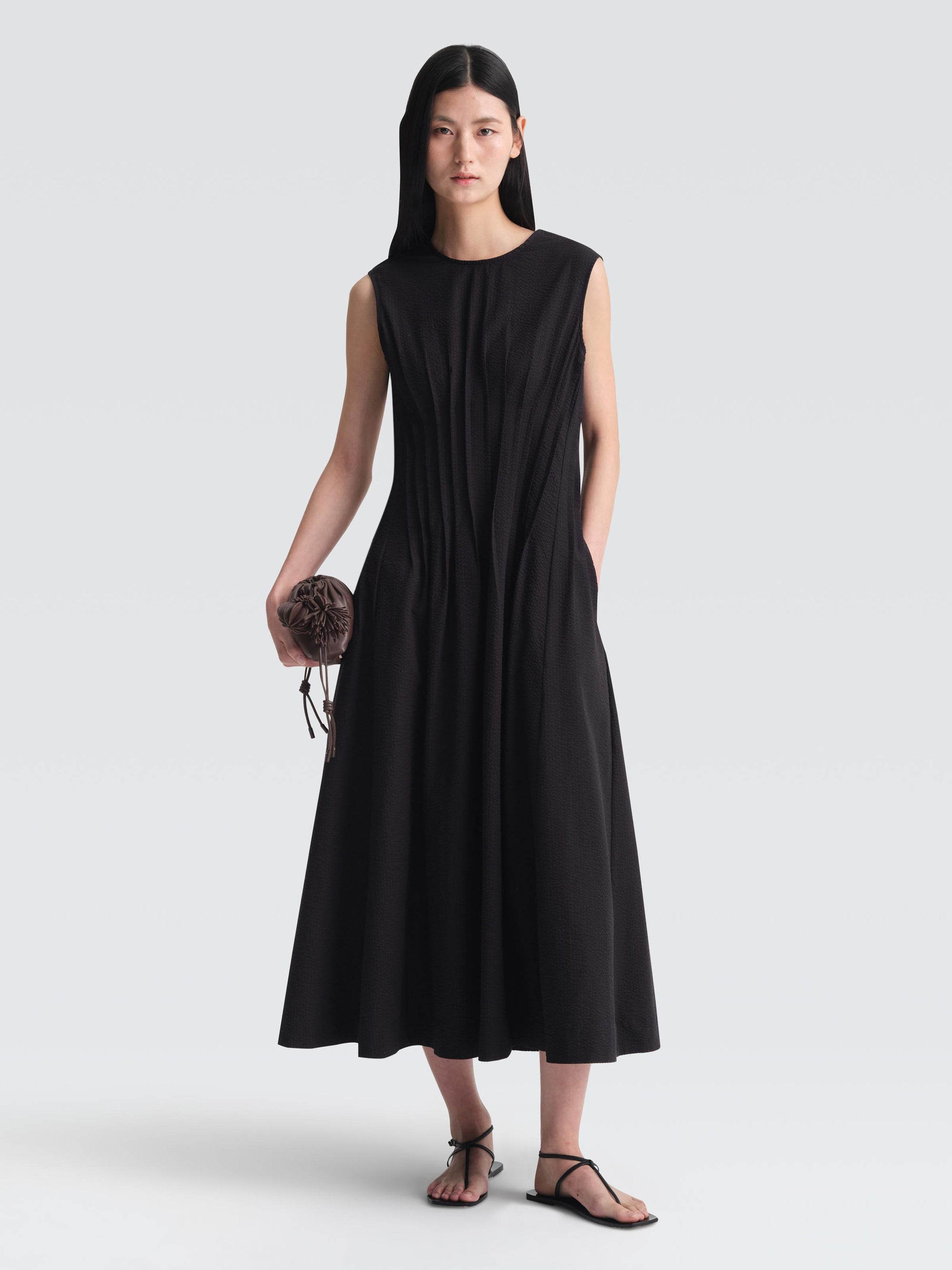 2469-Women-Dress-Celeste-Seersucker-Black-1_7109e8c4-822e-4be0-a494-6085962dc9e1