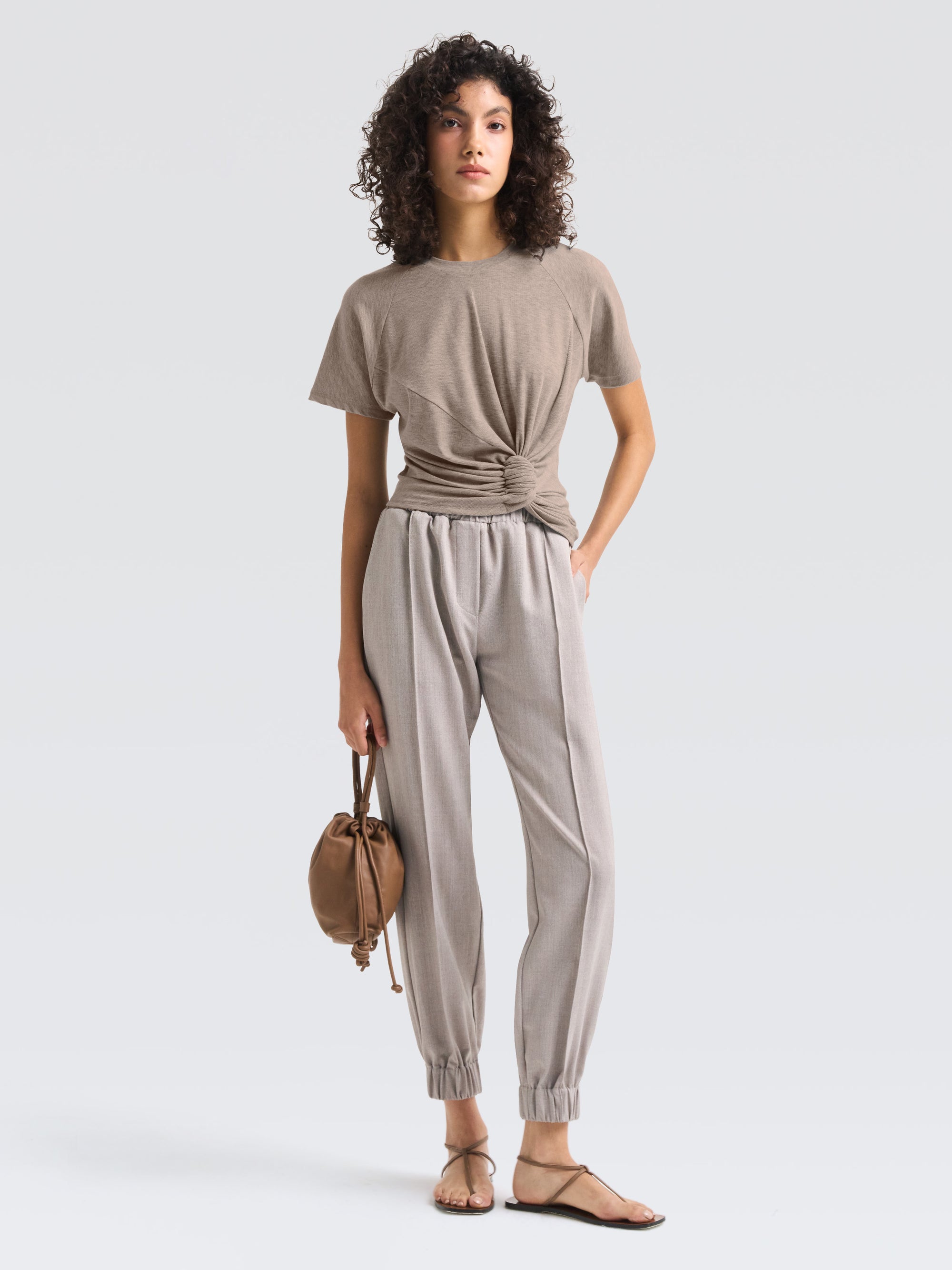 2600-Women-Top-Dalia-Cotton-Jersey-Sand-1_92c19503-9afa-4531-a558-840c67cf44f7