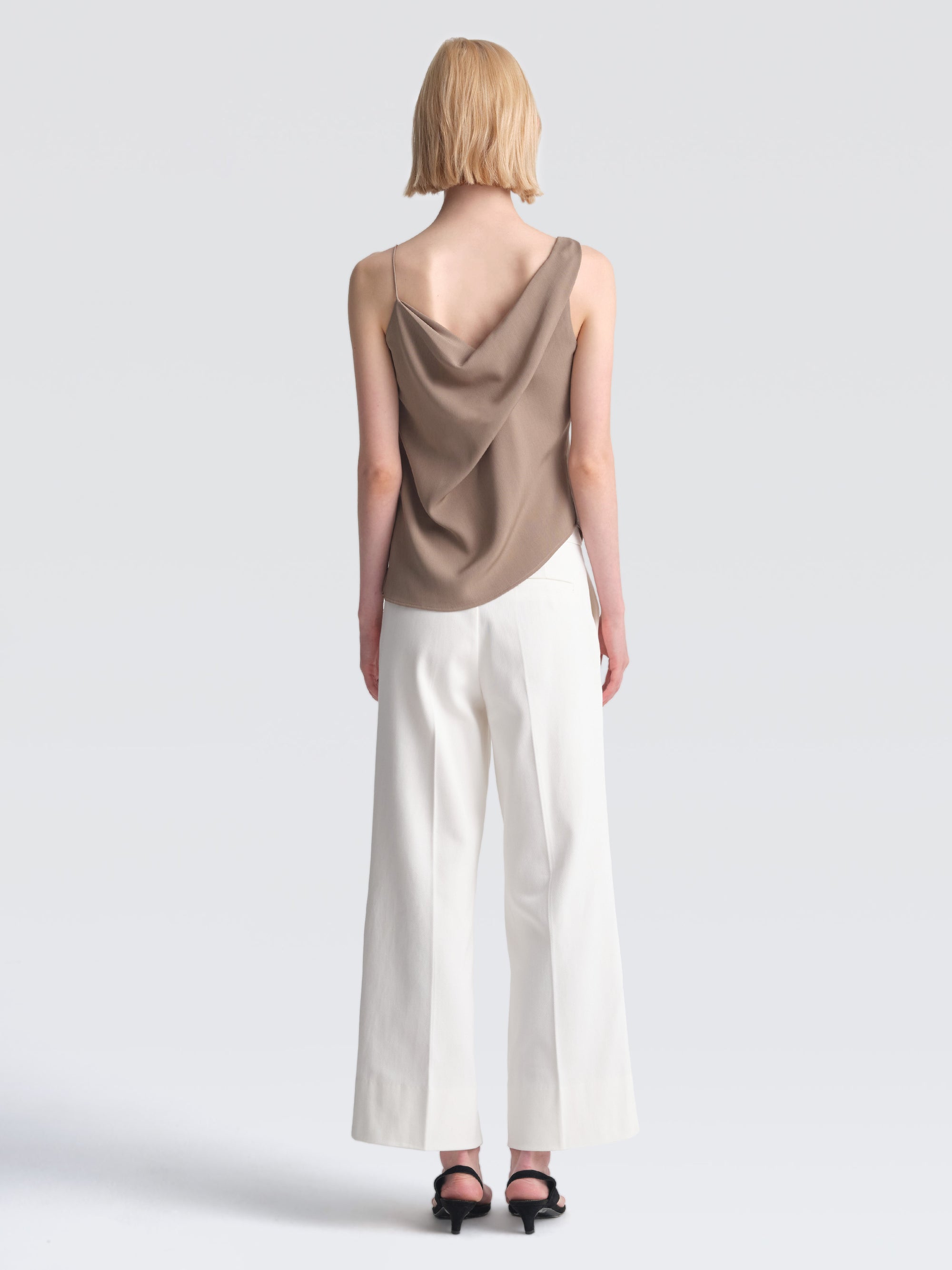 Summer Suiting Iris Top