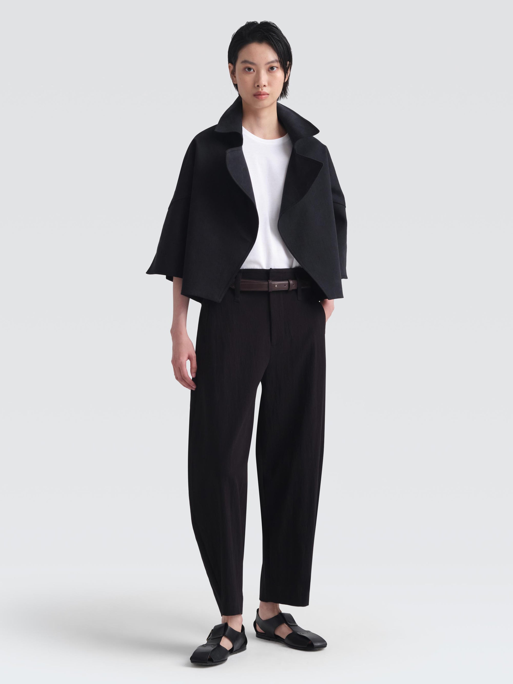 2688-Women-Pants-Ellie-Cotton-Gabardine-Black-1_1_12535833-8f61-421d-8cd2-20b8f2e9cfd9