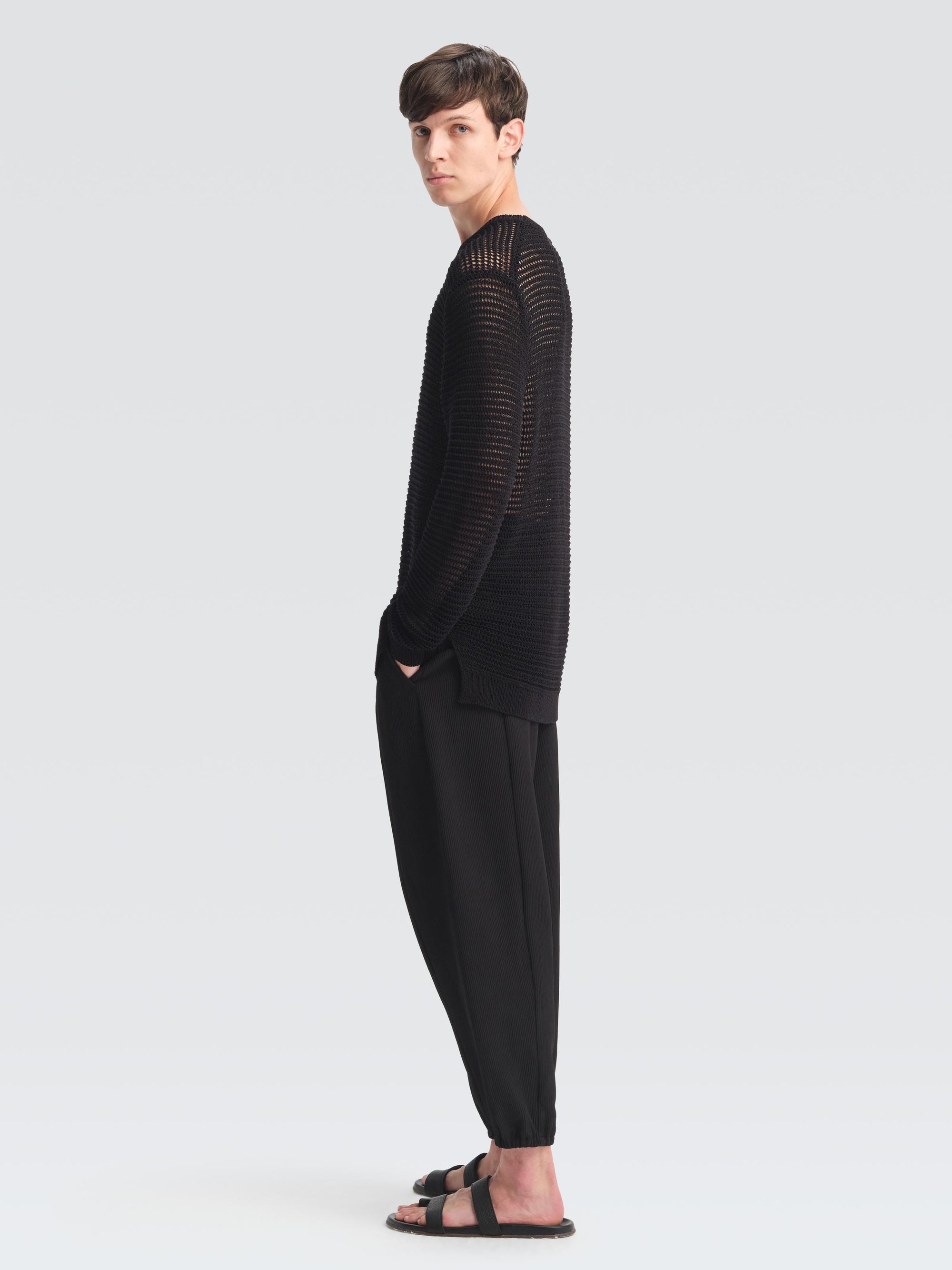 Rondoff Knit Top