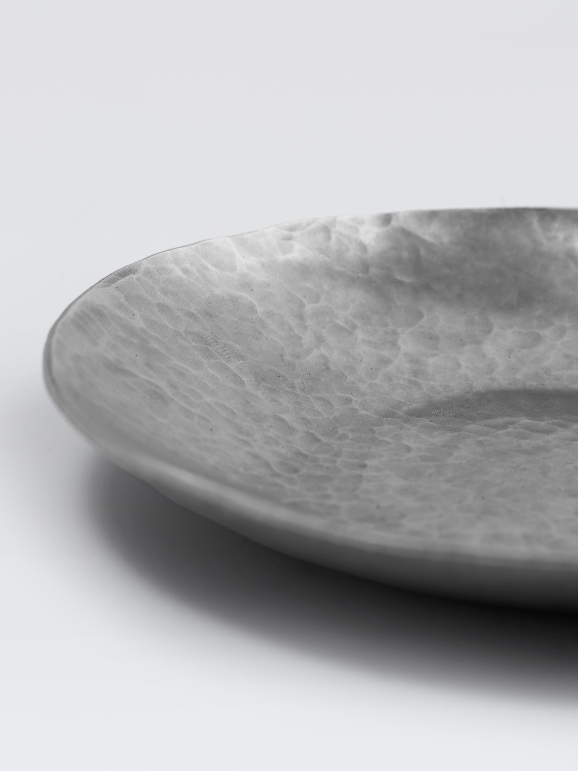 Baremetal Hammered Dish M
