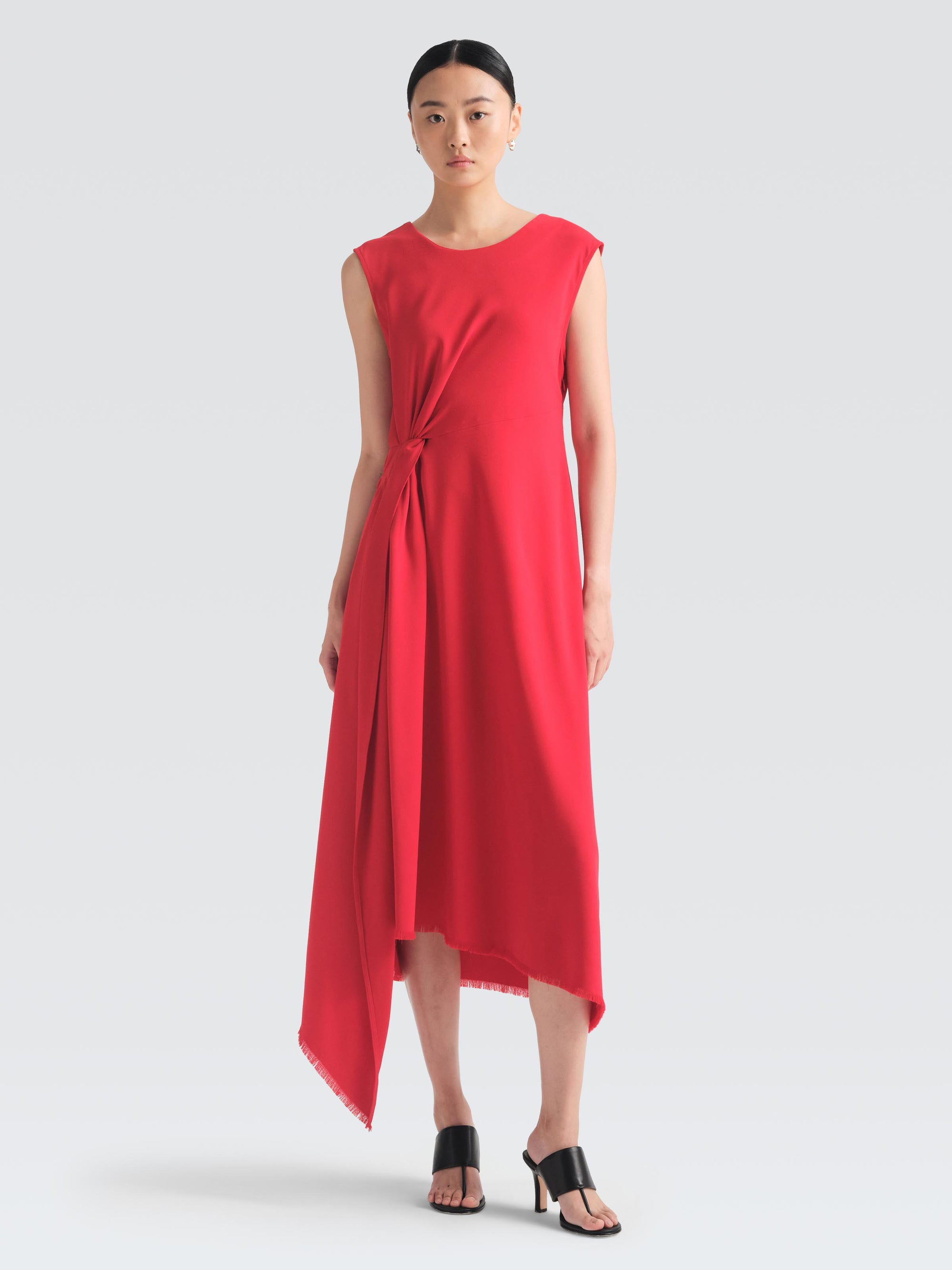Cap29-JanD2-Colleciton-Preview-Looks-2