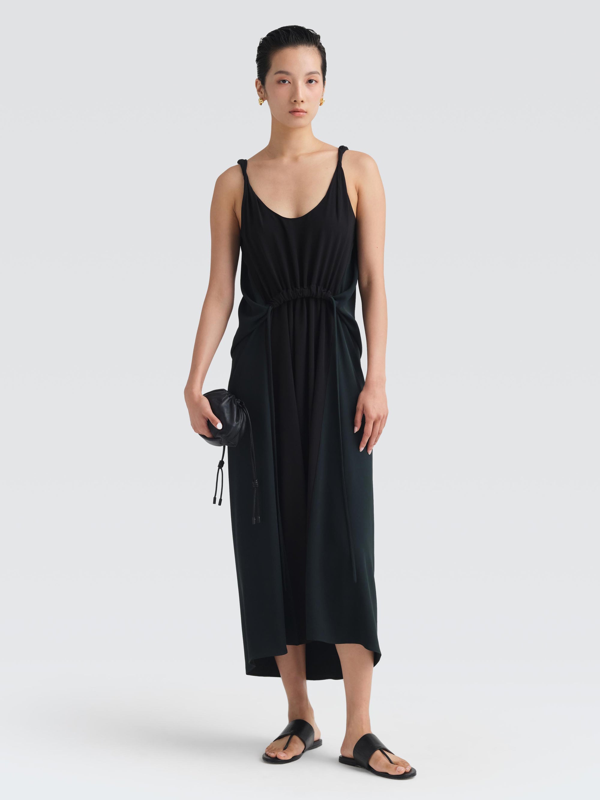 Cap29-JanD2-Colleciton-Preview-Looks-28
