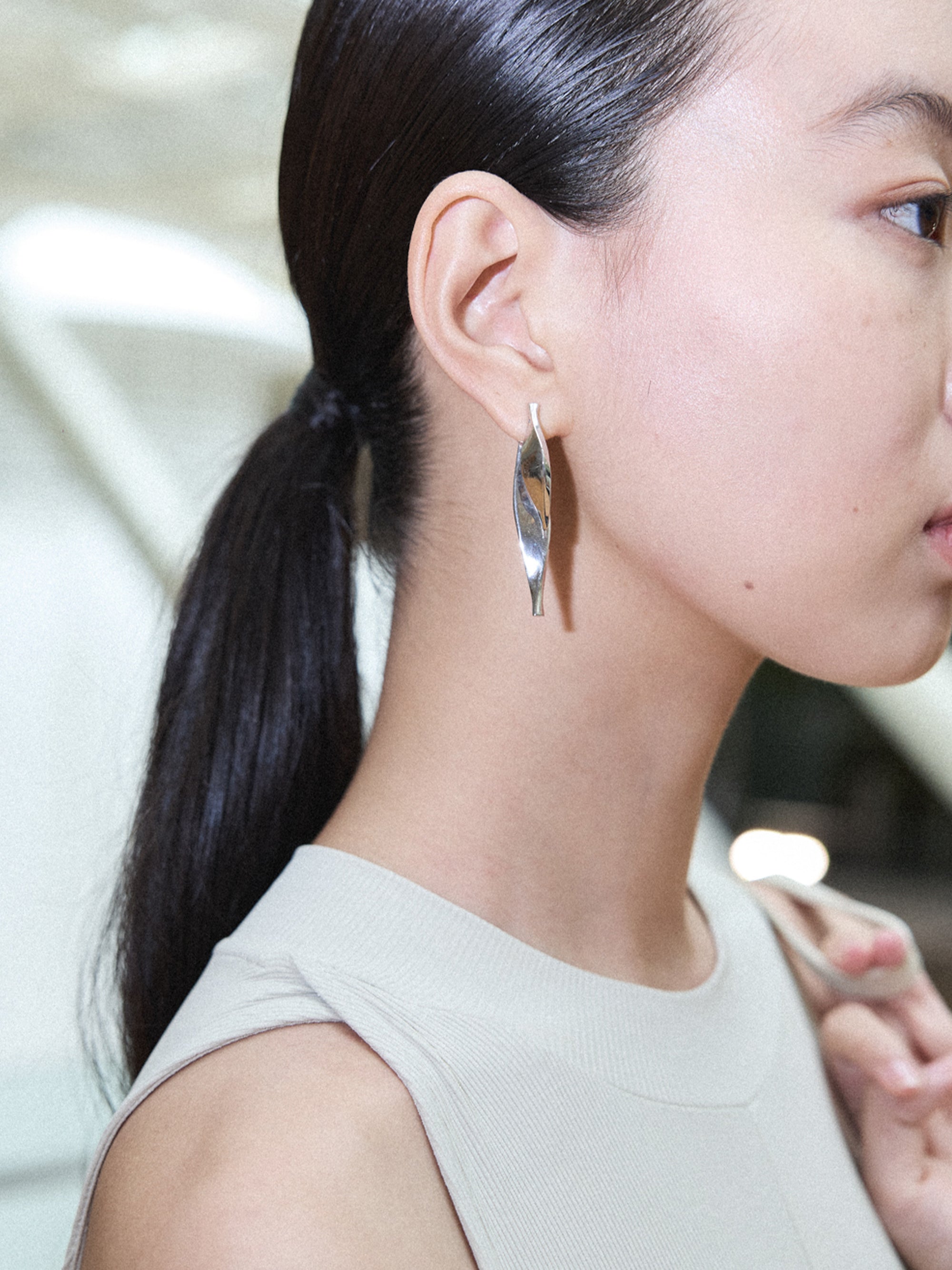 DOE Leaf Earring