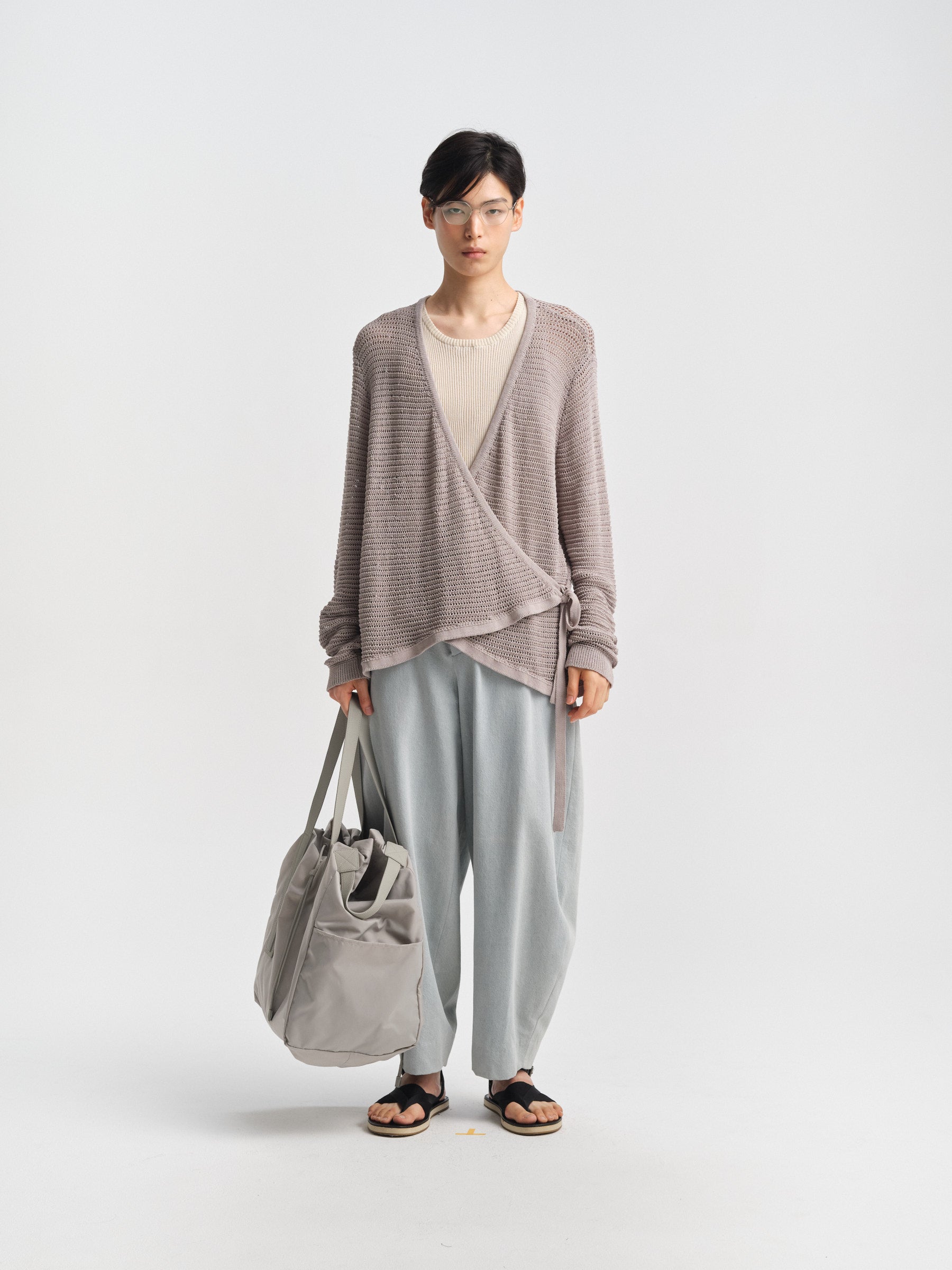 IGC_CAP_014-124_KOBE_CARDI_GREY_0760