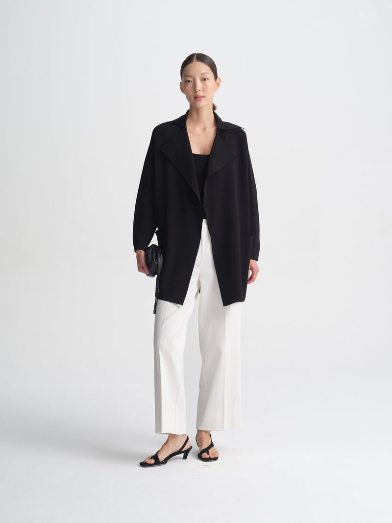 IGC_CAP_30_007-2689_Bryony_Jacket_Black_0269