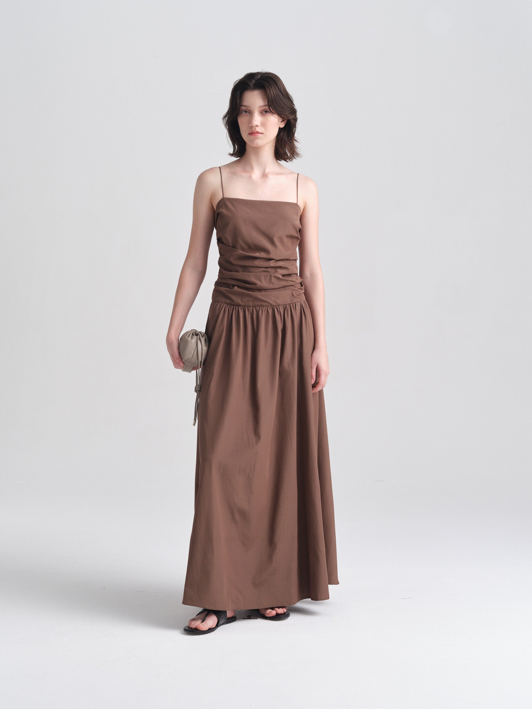 IGC_CAP_30_012-2806_Sumie_Dress_Taupe_1515