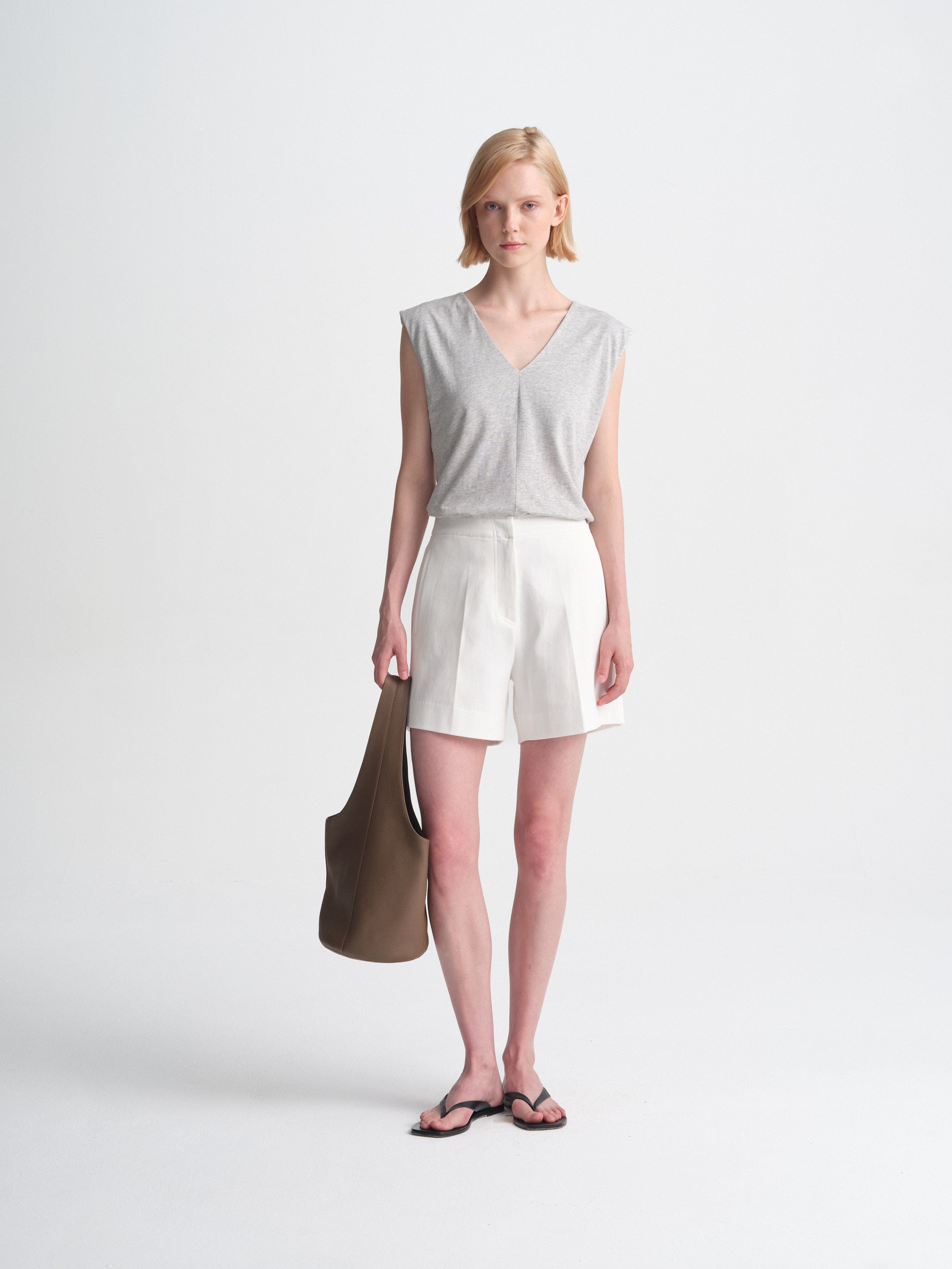 IGC_CAP_30_014-2756_Fitch_Shorts_White_0457