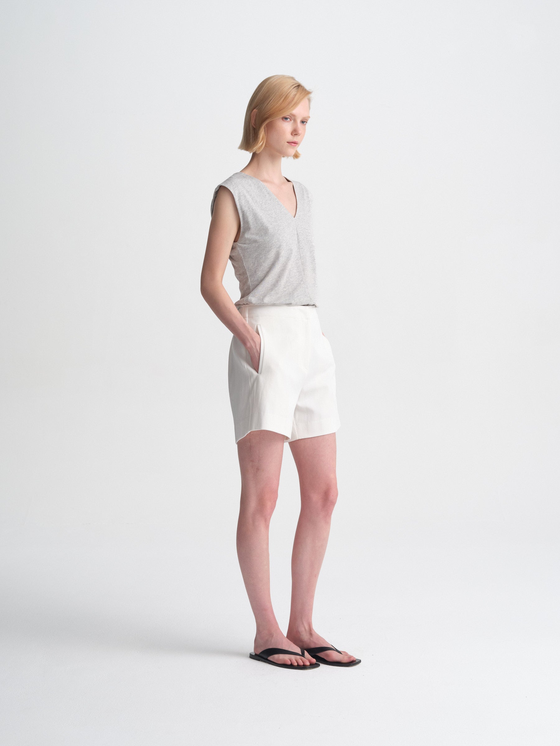 IGC_CAP_30_014-2756_Fitch_Shorts_White_0464