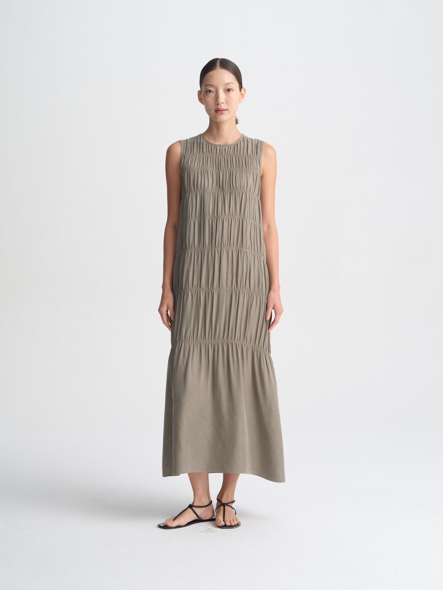IGC_CAP_30_019-1686_Sapporo_Dress_Sepia_0772