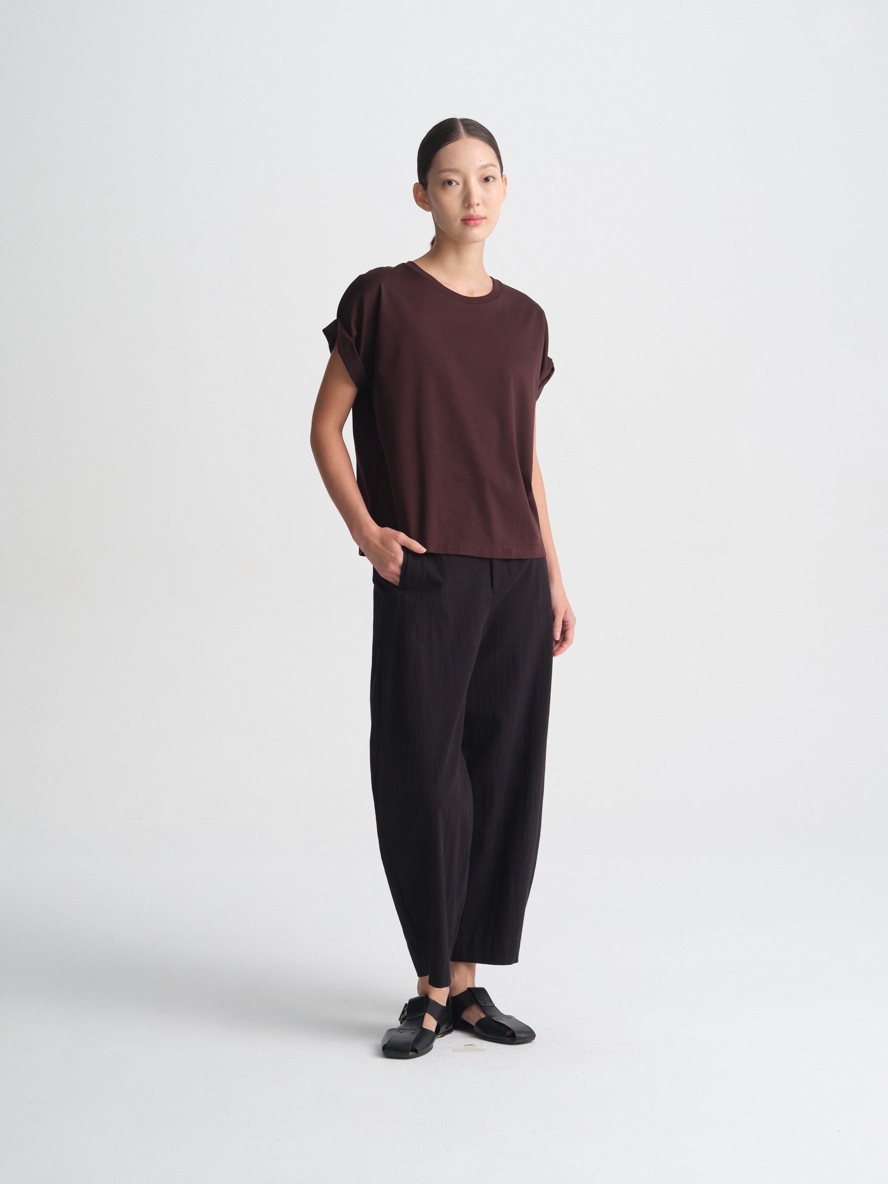 IGC_CAP_30_027-2639_Ira_Top_Walnut_1158