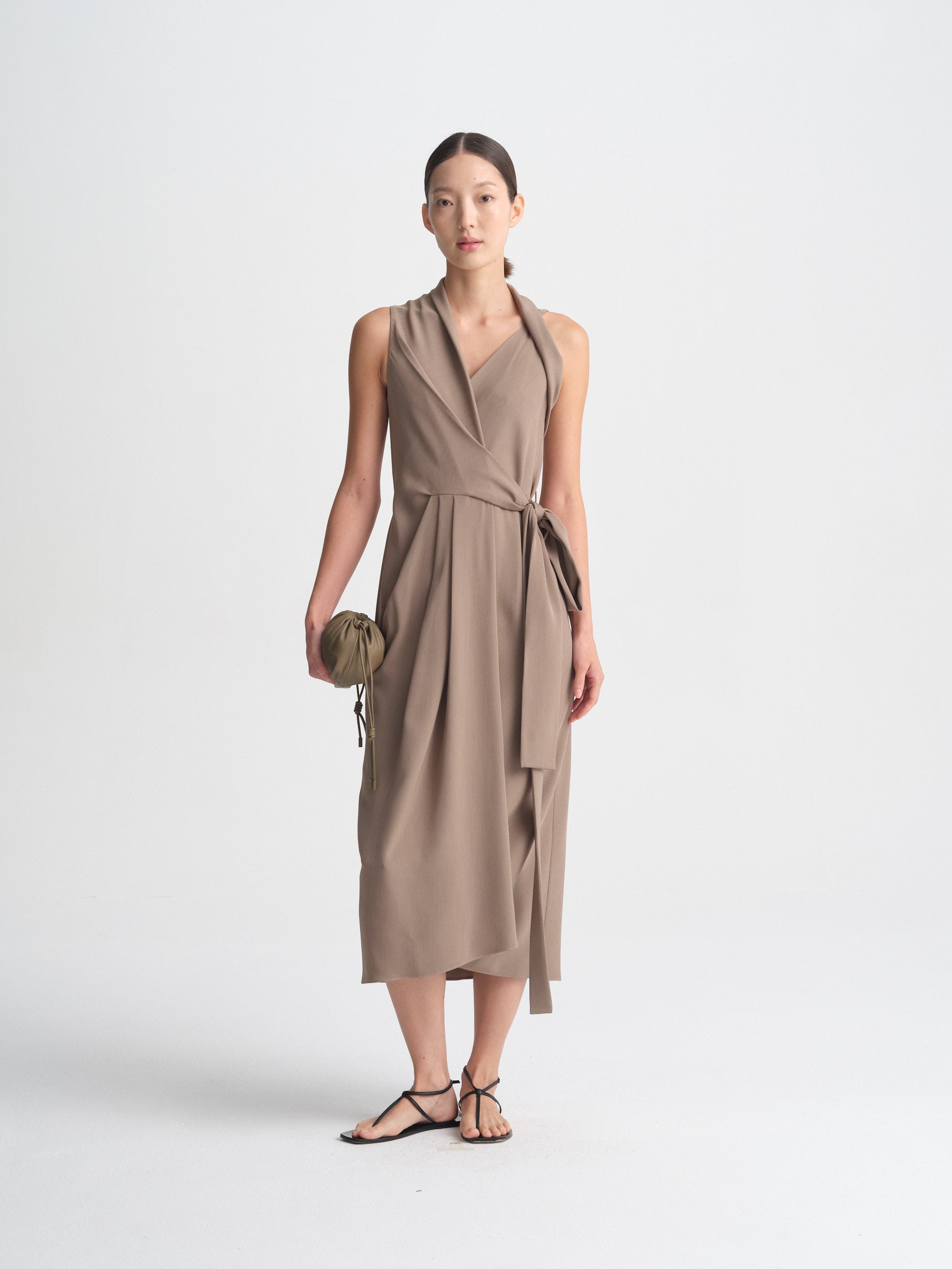 IGC_CAP_30_031-1010_Vanessa_Dress_Mink_1367