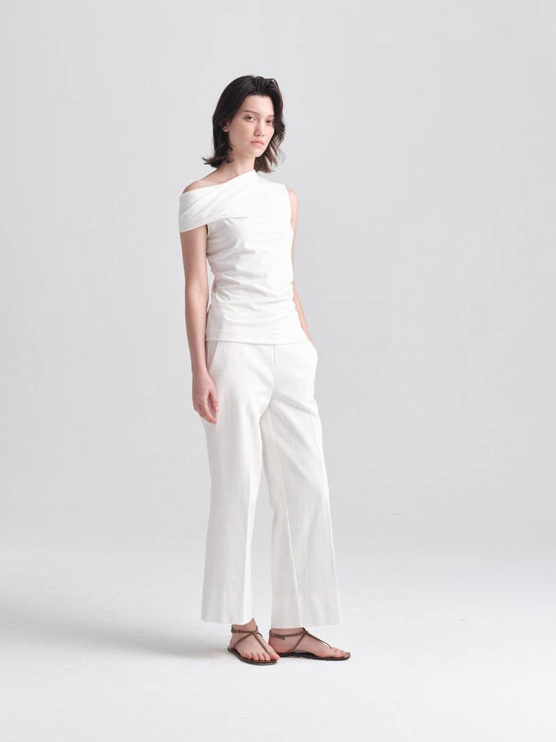 IGC_CAP_30_033-2822_Clea_Top_White_2629