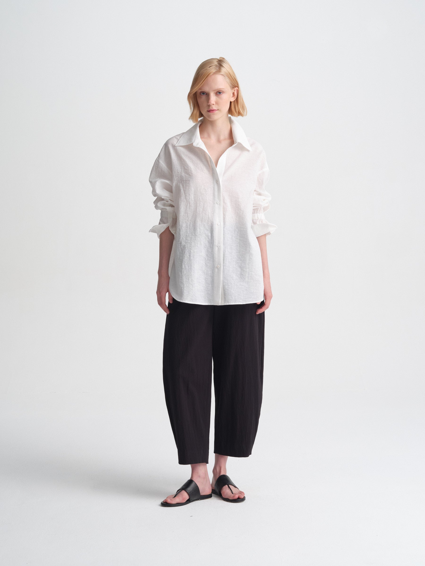 IGC_CAP_30_034-2489_Rene_Top_White_1427