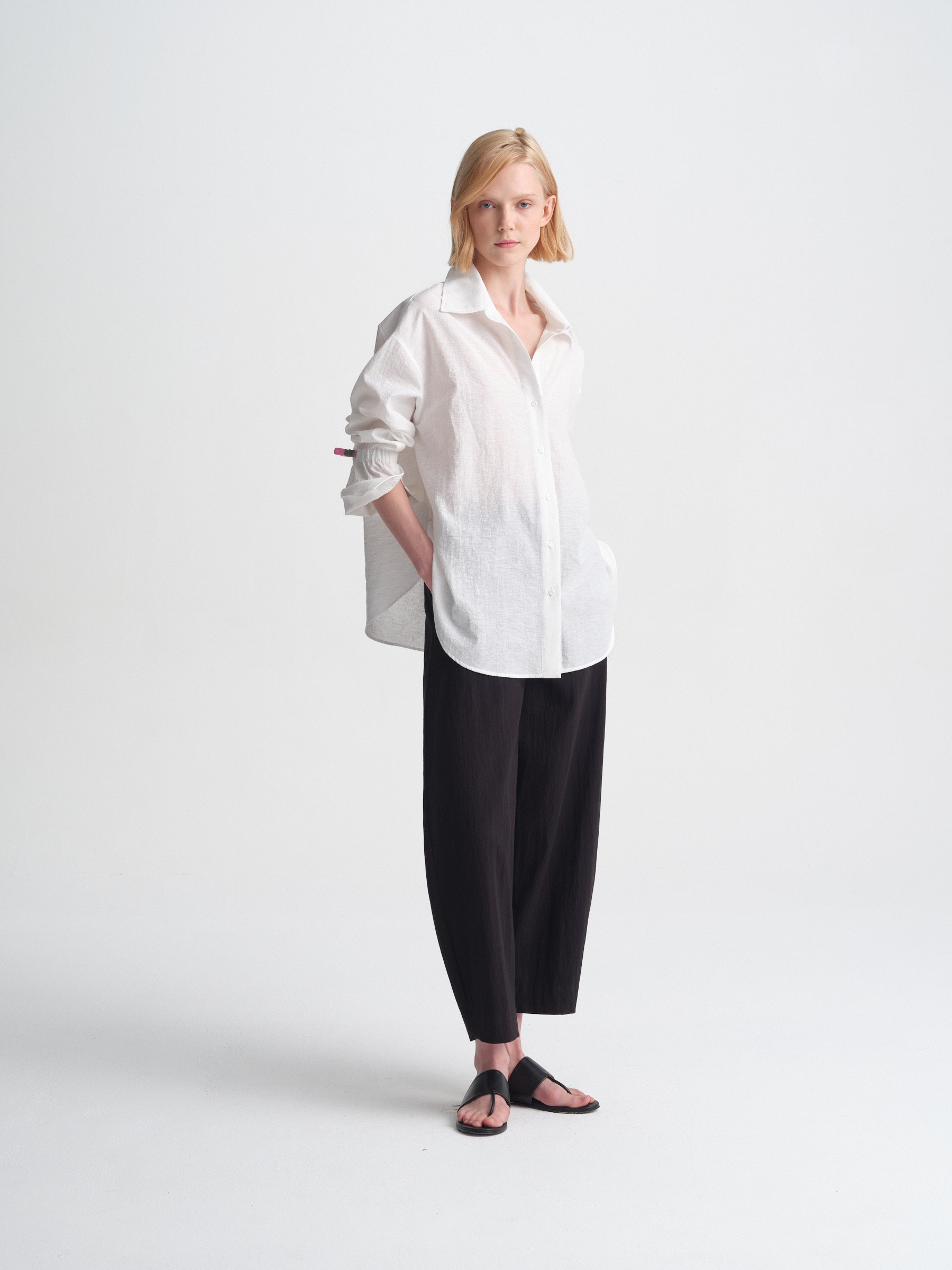 IGC_CAP_30_034-2489_Rene_Top_White_1433