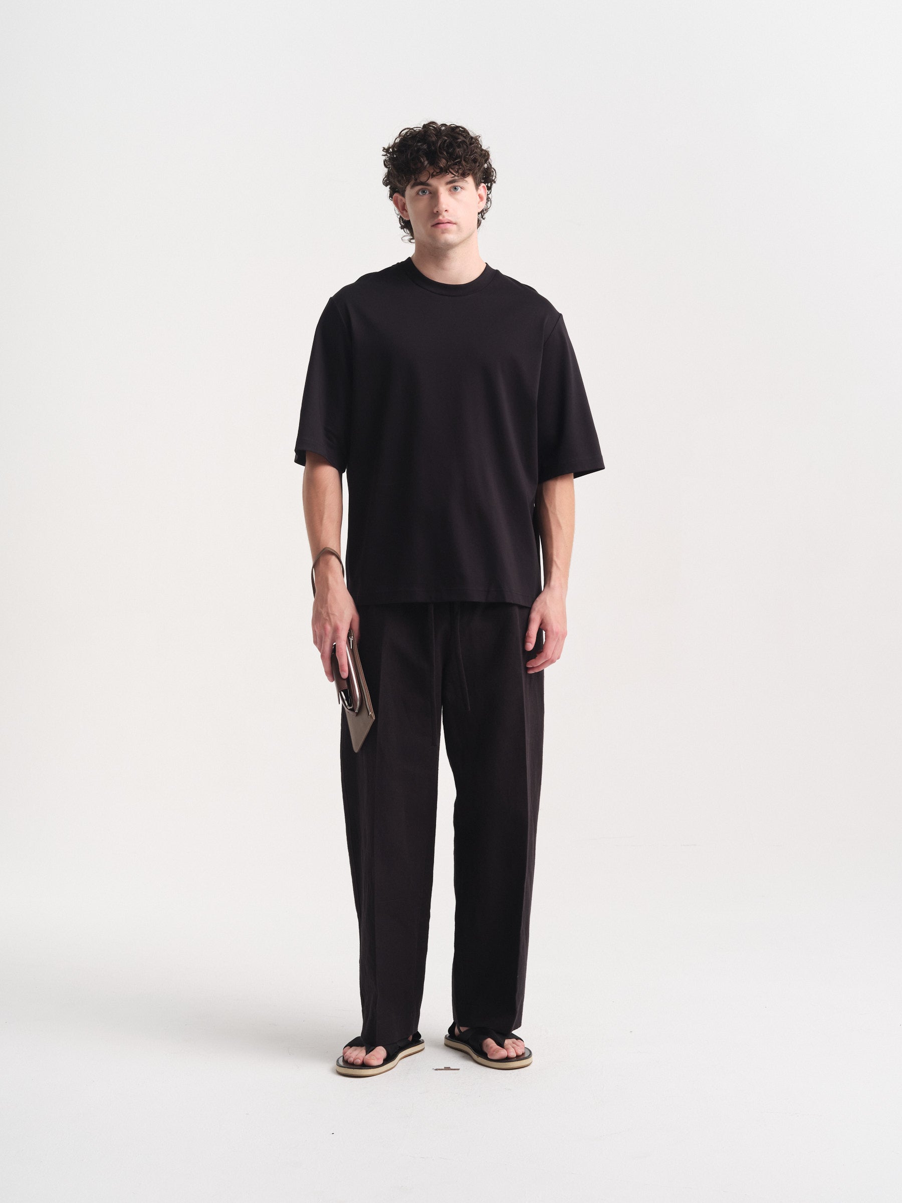 IGC_CAP_30_036-456_Quater_Top_Black_1899