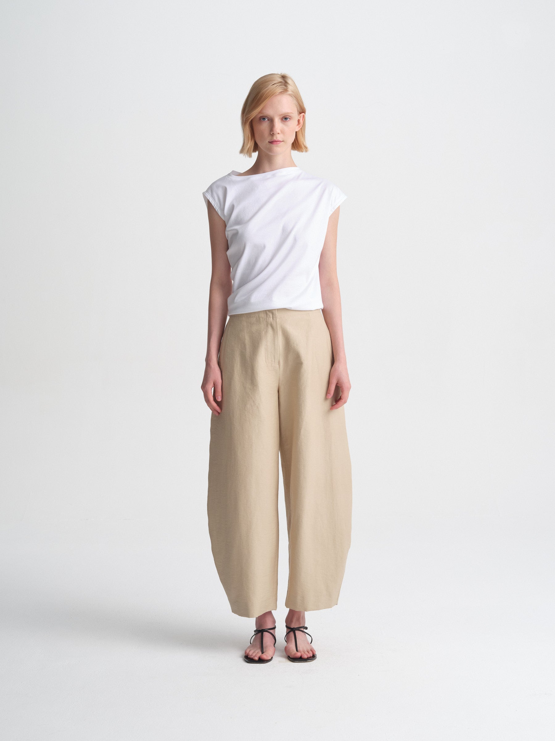 IGC_CAP_30_044-2486_Paxman_Pants_Sand_1920