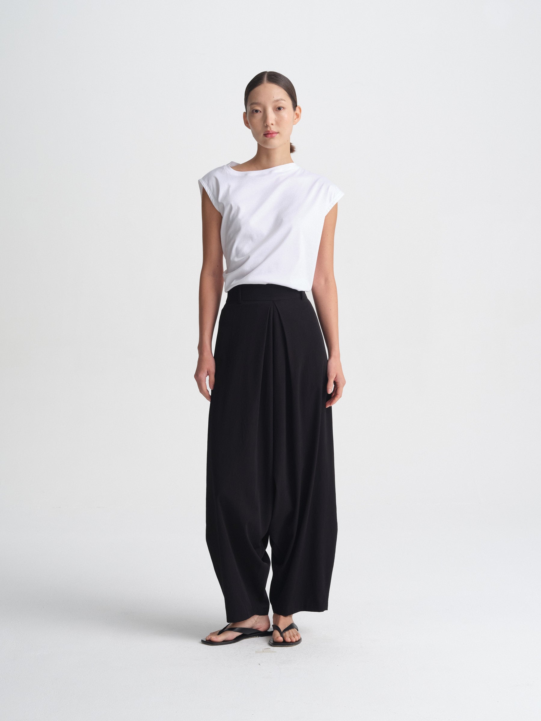 IGC_CAP_30_045-2876_Waree_Pants_Black_2235