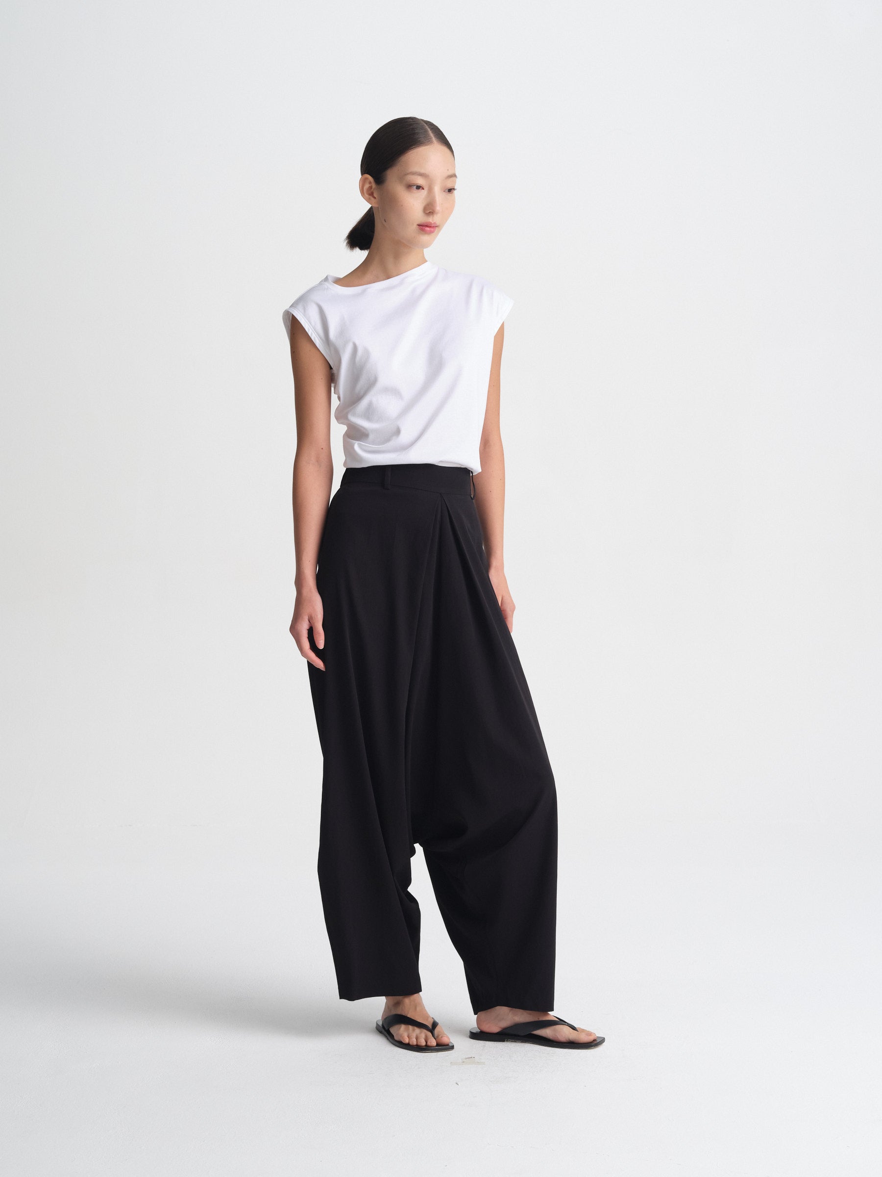 IGC_CAP_30_045-2876_Waree_Pants_Black_2245