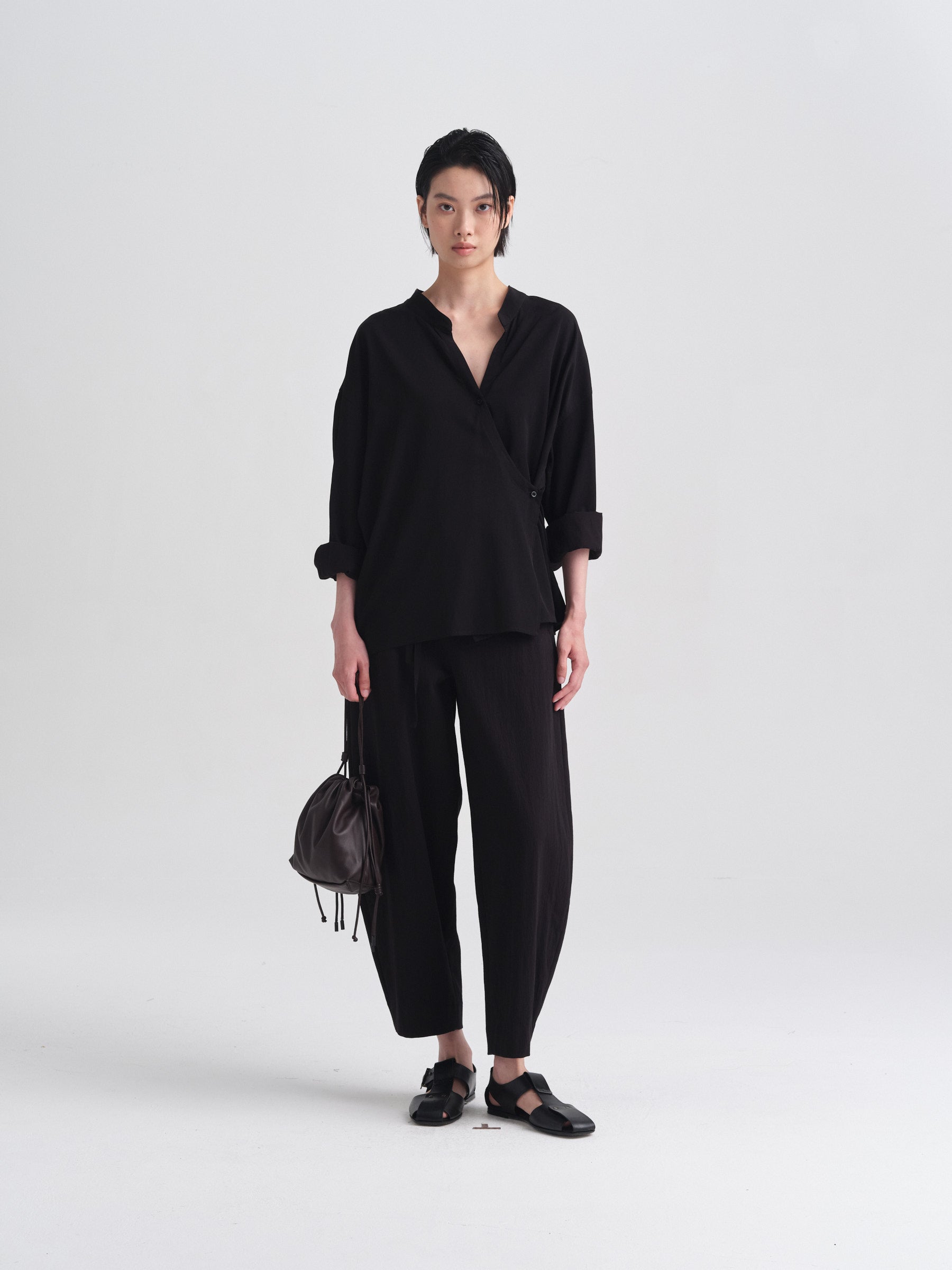IGC_CAP_30_053-2840_Axis_Shirt_Black_0778
