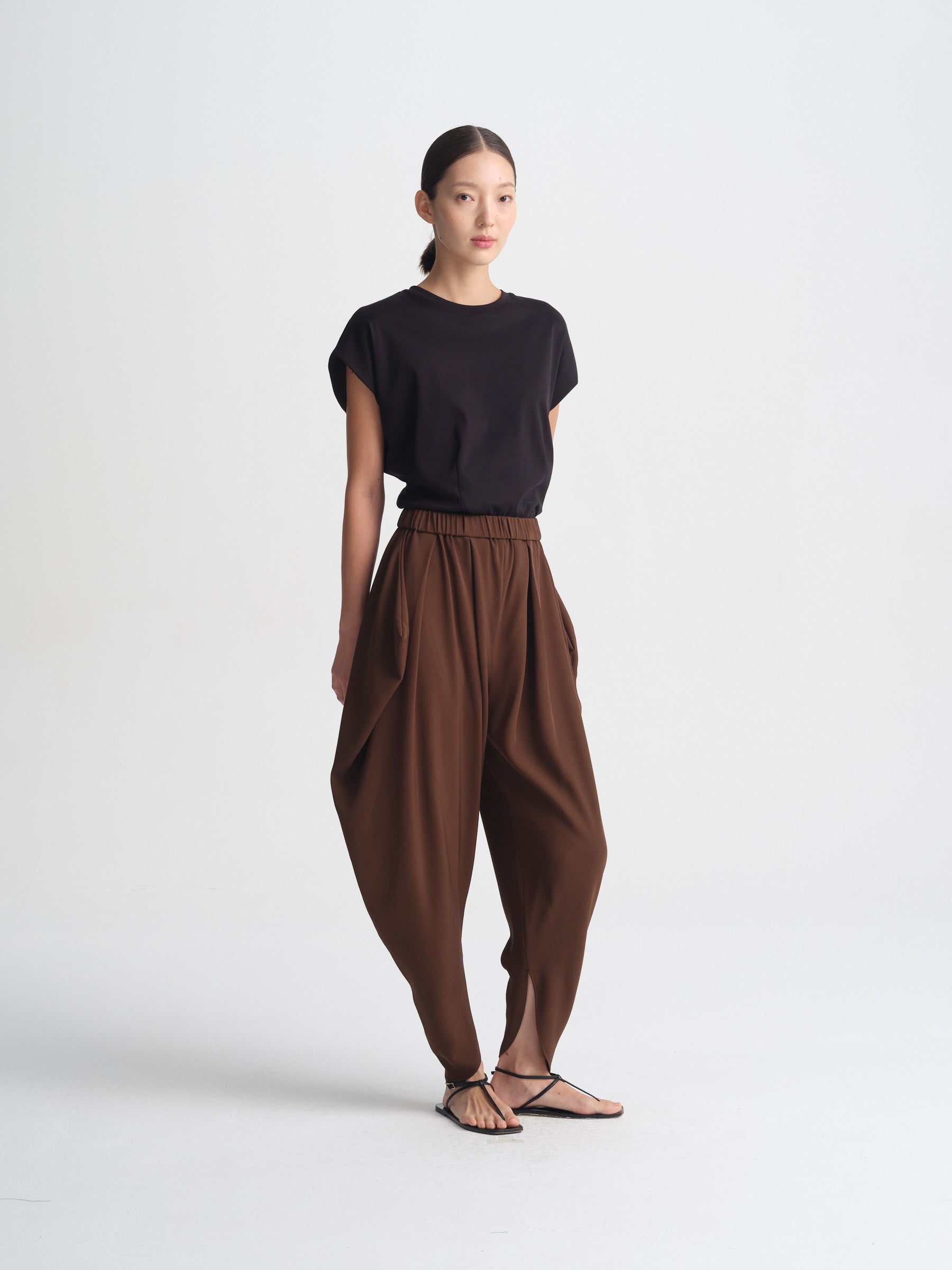 IGC_CAP_30_059-2732_Tafira_Pants_Walnut_3125
