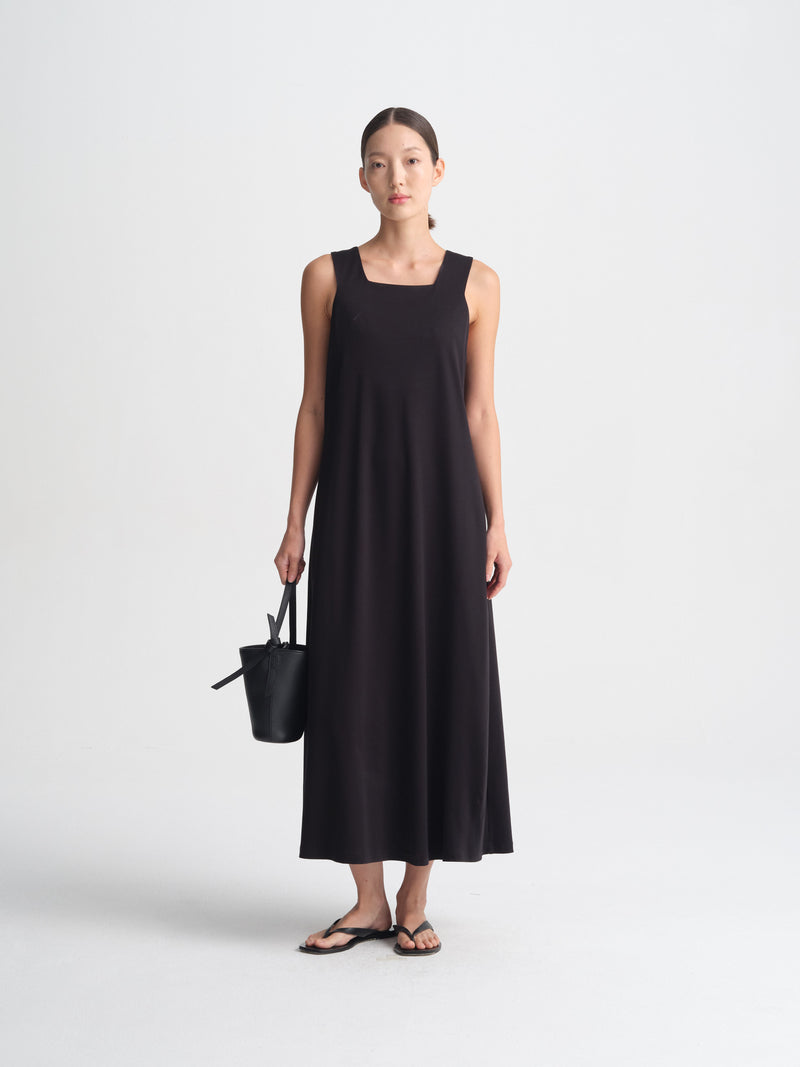 IGC_CAP_30_065-1643_Yari_Dress_Black_3541