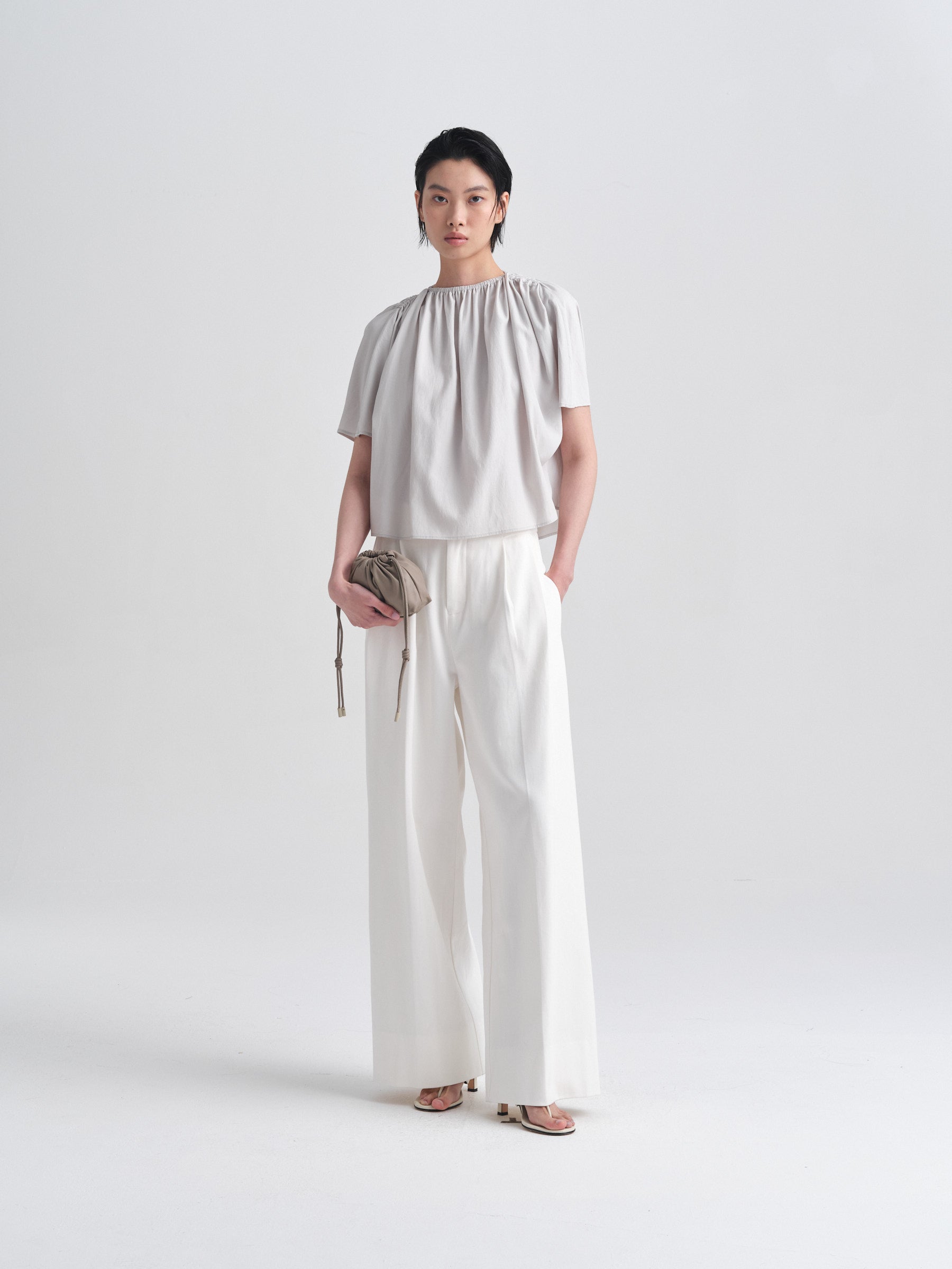 IGC_CAP_30_071-2467_Yumiko_Top_LightGrey_1504