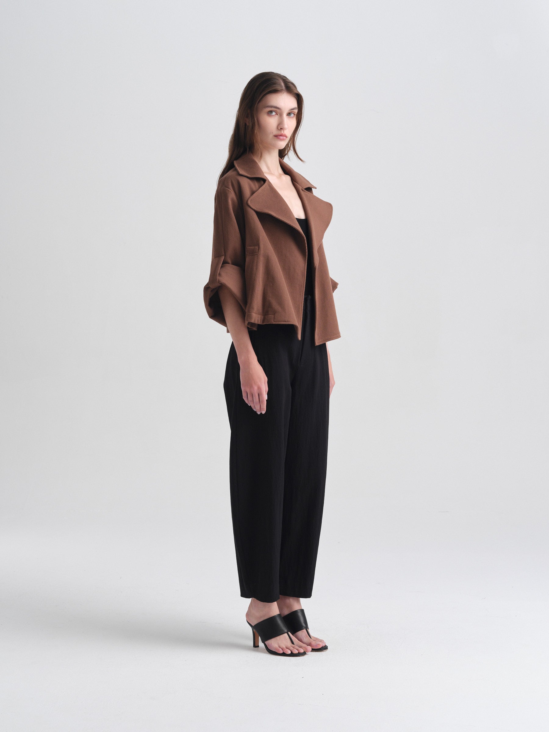 IGC_CAP_30_080-1480_Nikolas_jacket_Choco_2402