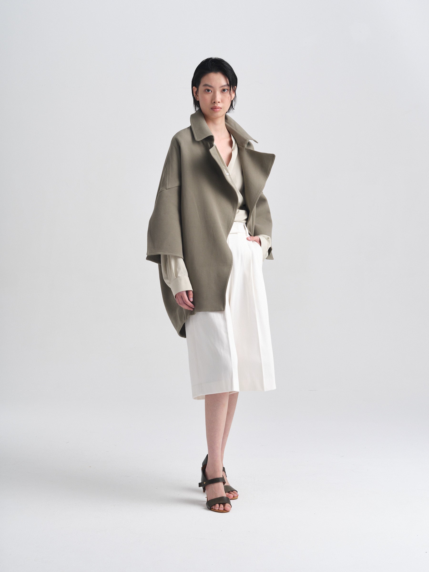 IGC_CAP_30_083-2696_Harlan_Jacket_Military_2402_Dale_Shorts_White_1792