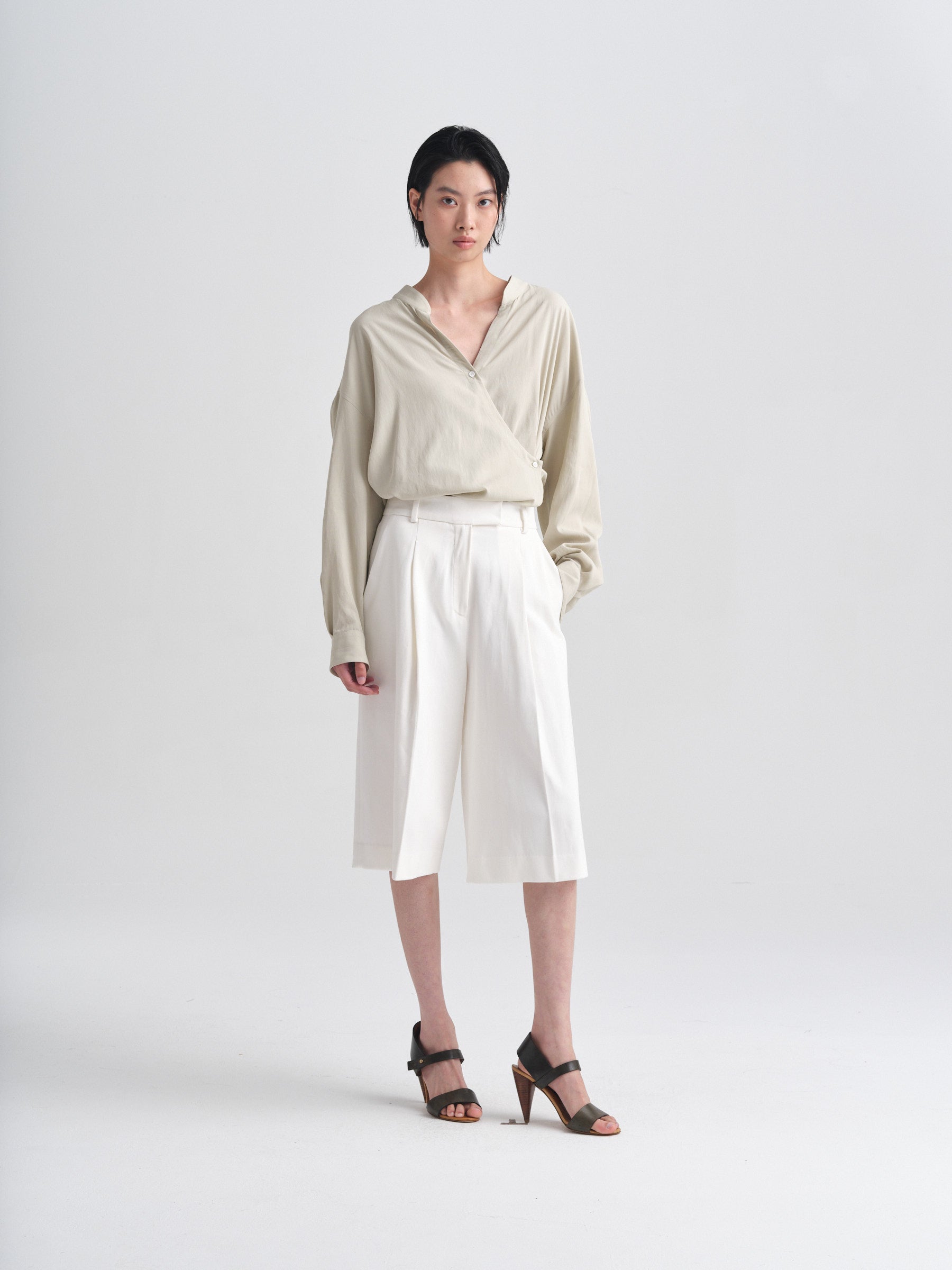 IGC_CAP_30_083-2696_Harlan_Jacket_Military_2402_Dale_Shorts_White_1829