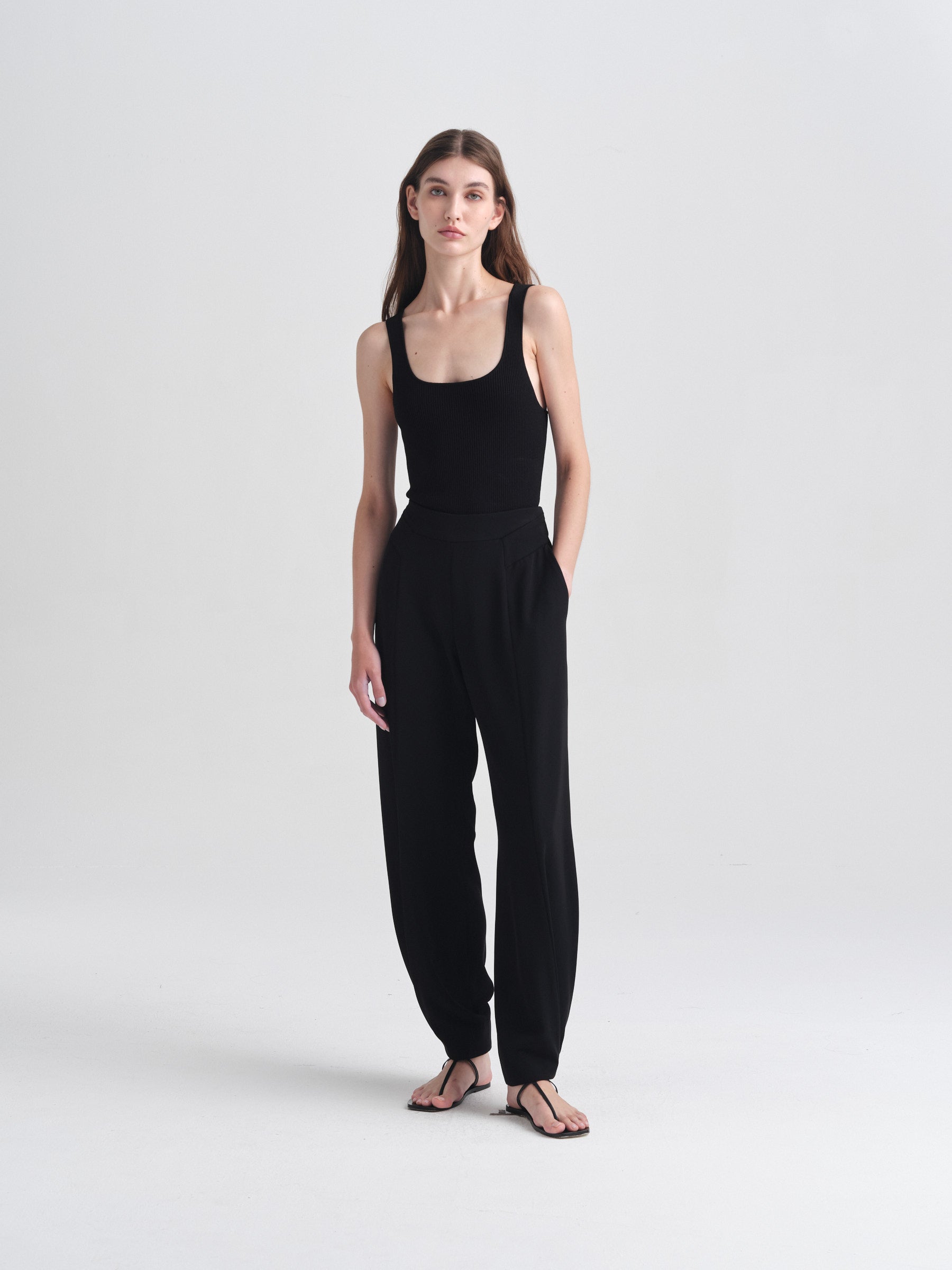 IGC_CAP_30_090-2846_Alexis_Pants_Black_2918