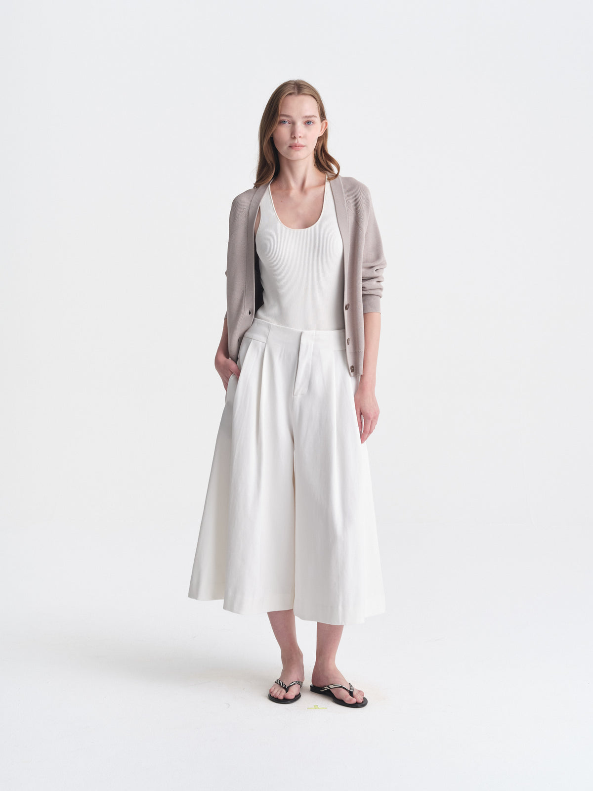 IGC_CAP_30_LB_14Sept26_020-2934_Himari_Culottes_White_1209