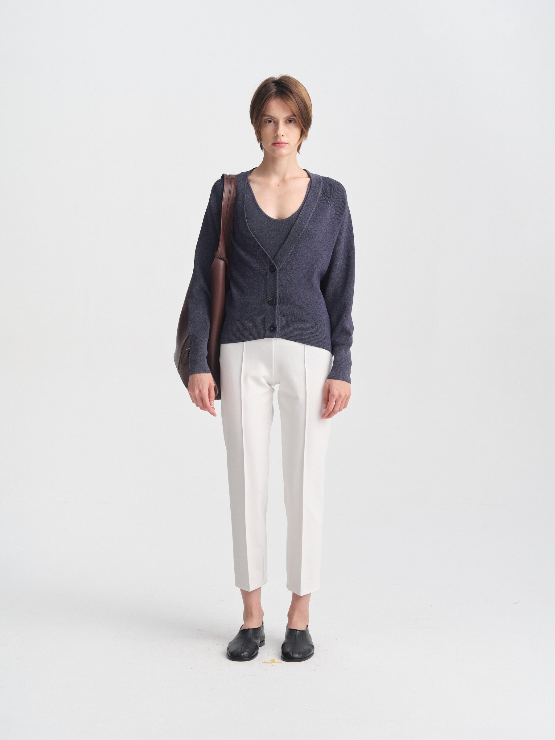 IGC_CAP_30_LB_17JUN2026_021-1996_Ghislane_Cardi_BlueMarl_1375