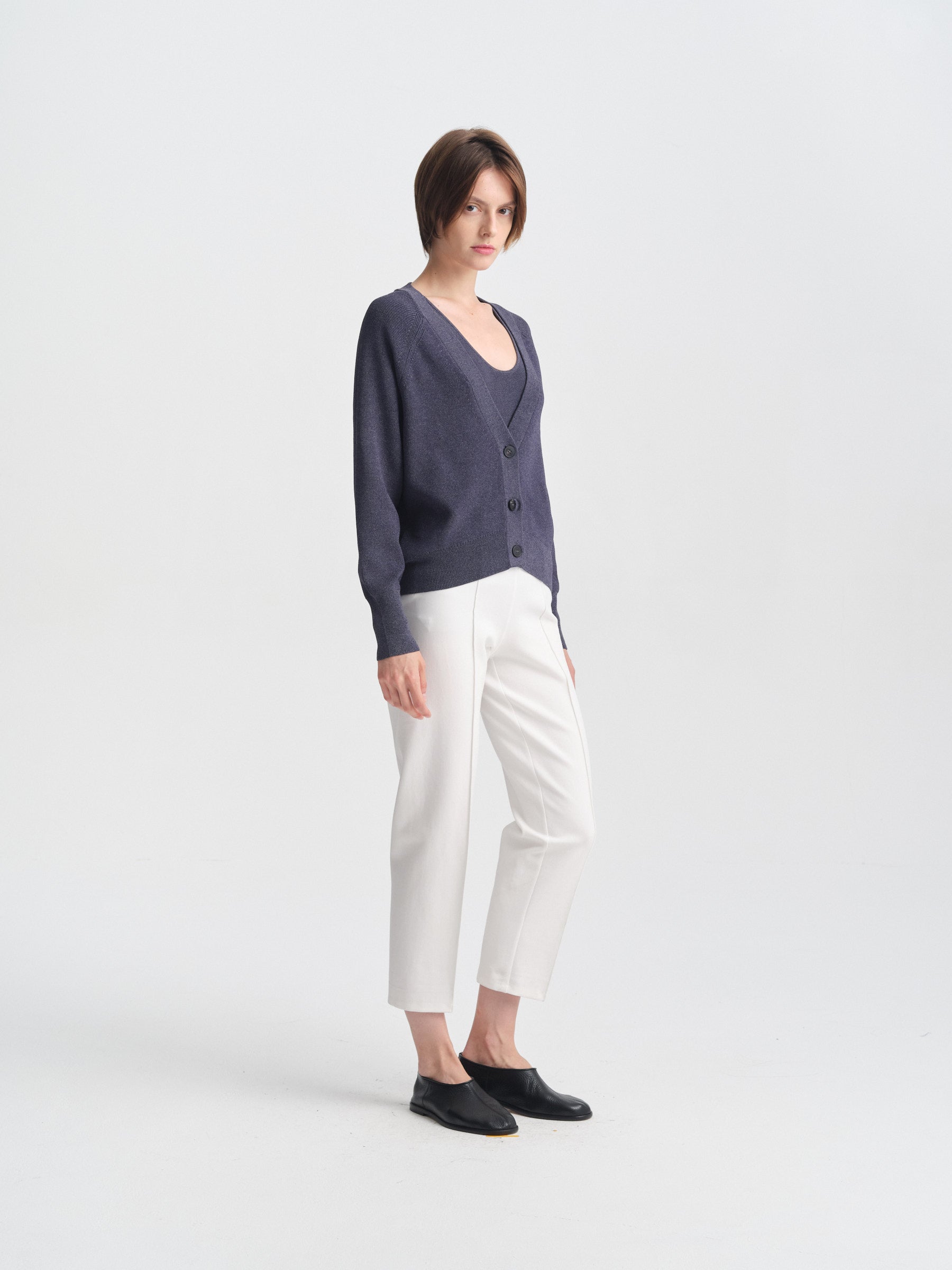 IGC_CAP_30_LB_17JUN2026_021-1996_Ghislane_Cardi_BlueMarl_1385