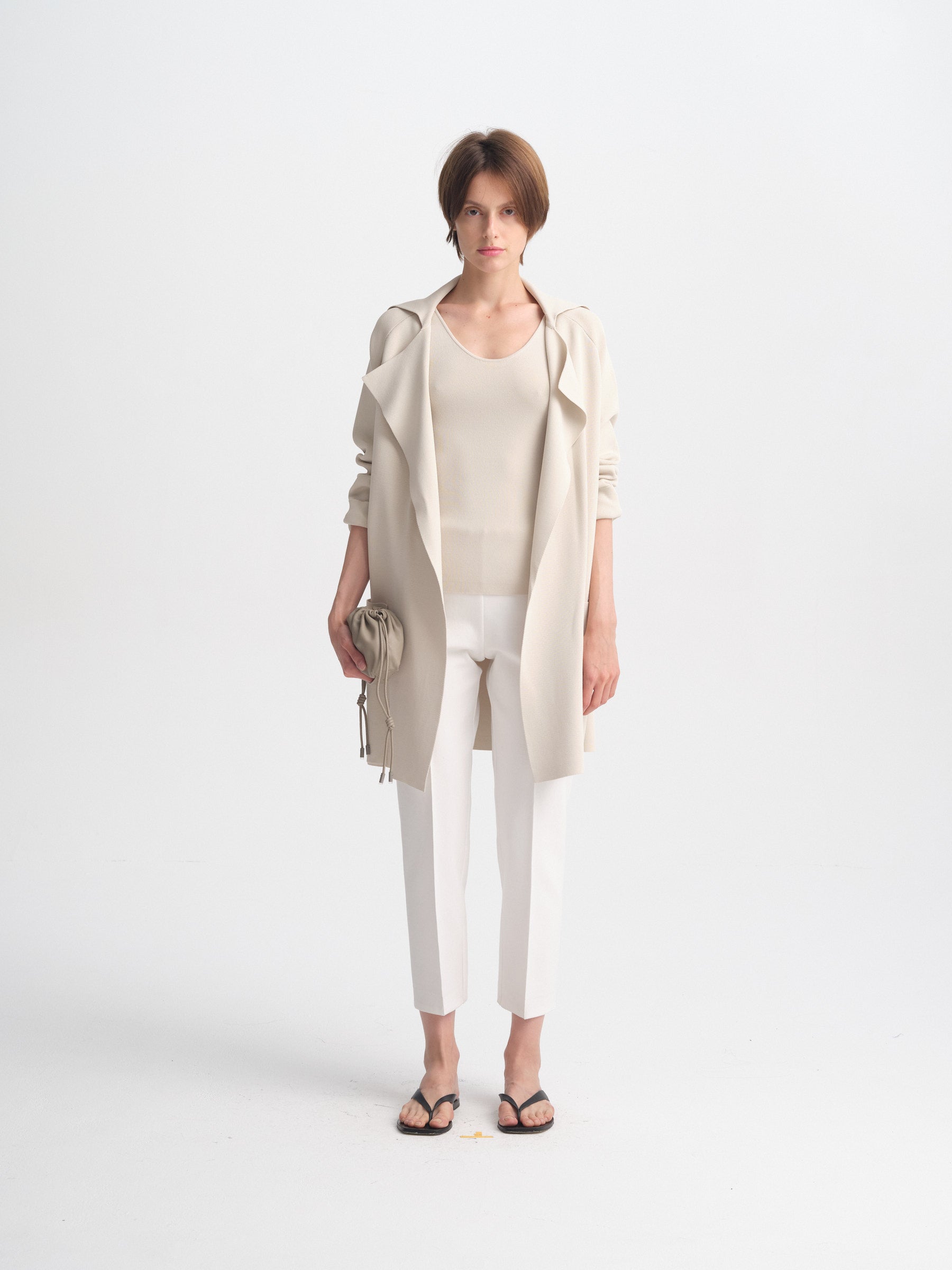 IGC_CAP_30_LB_17JUN2026_025-092_Michela_Pants_White_027-2859_Llya_Top_Chalk_1606