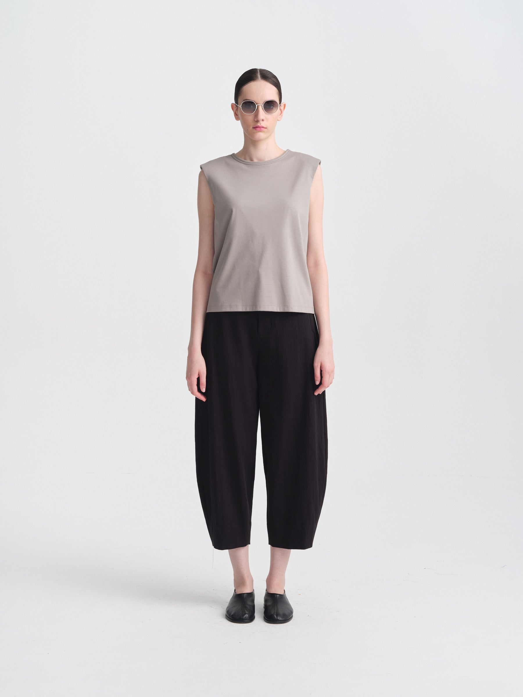 IGC_CAP_30_LB_17JUN2026_032-2886_Cormac_Top_Grey_2306