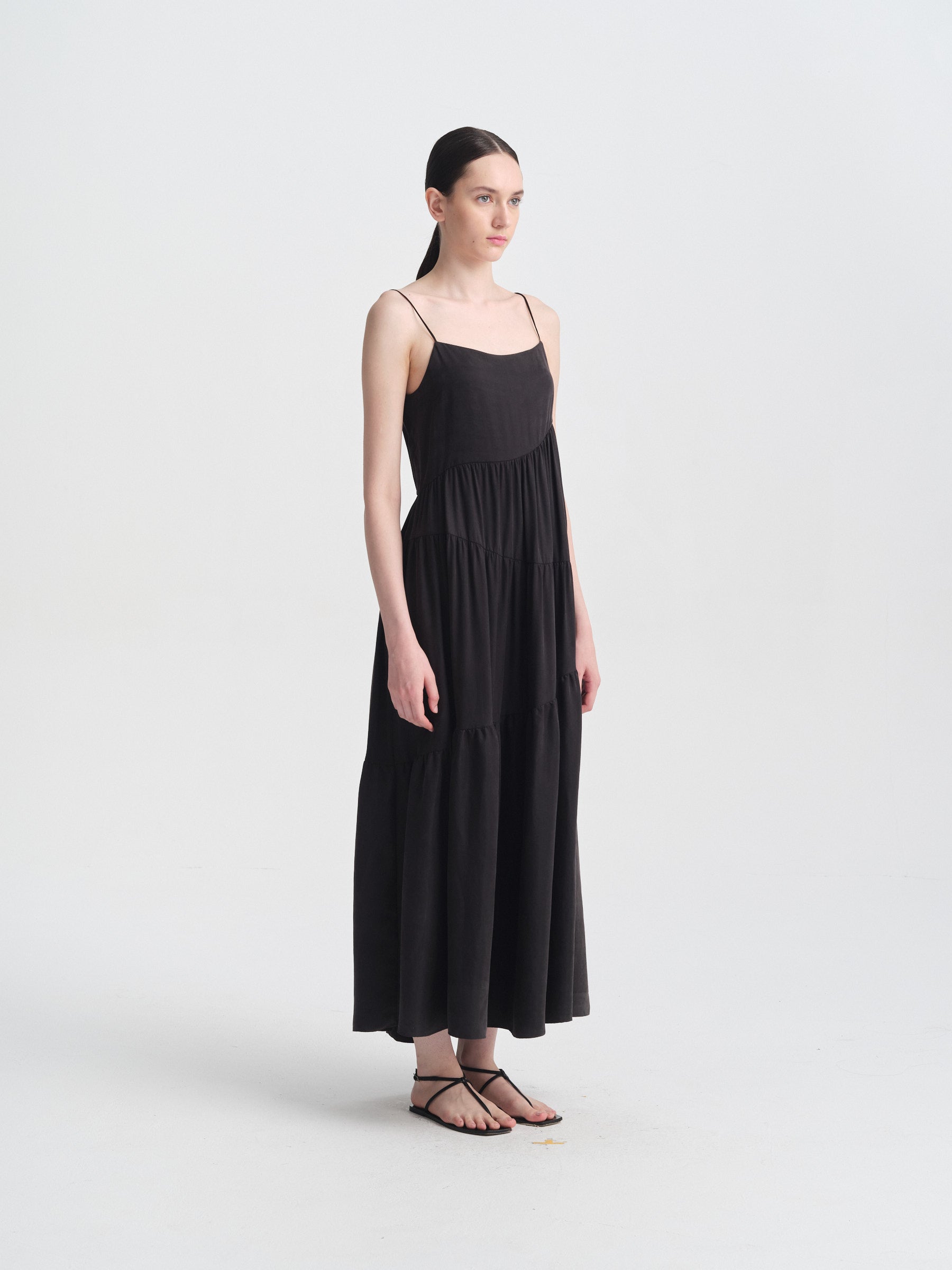IGC_CAP_30_LB_17JUN2026_040-1627_Rivera_Dress_Black_2909