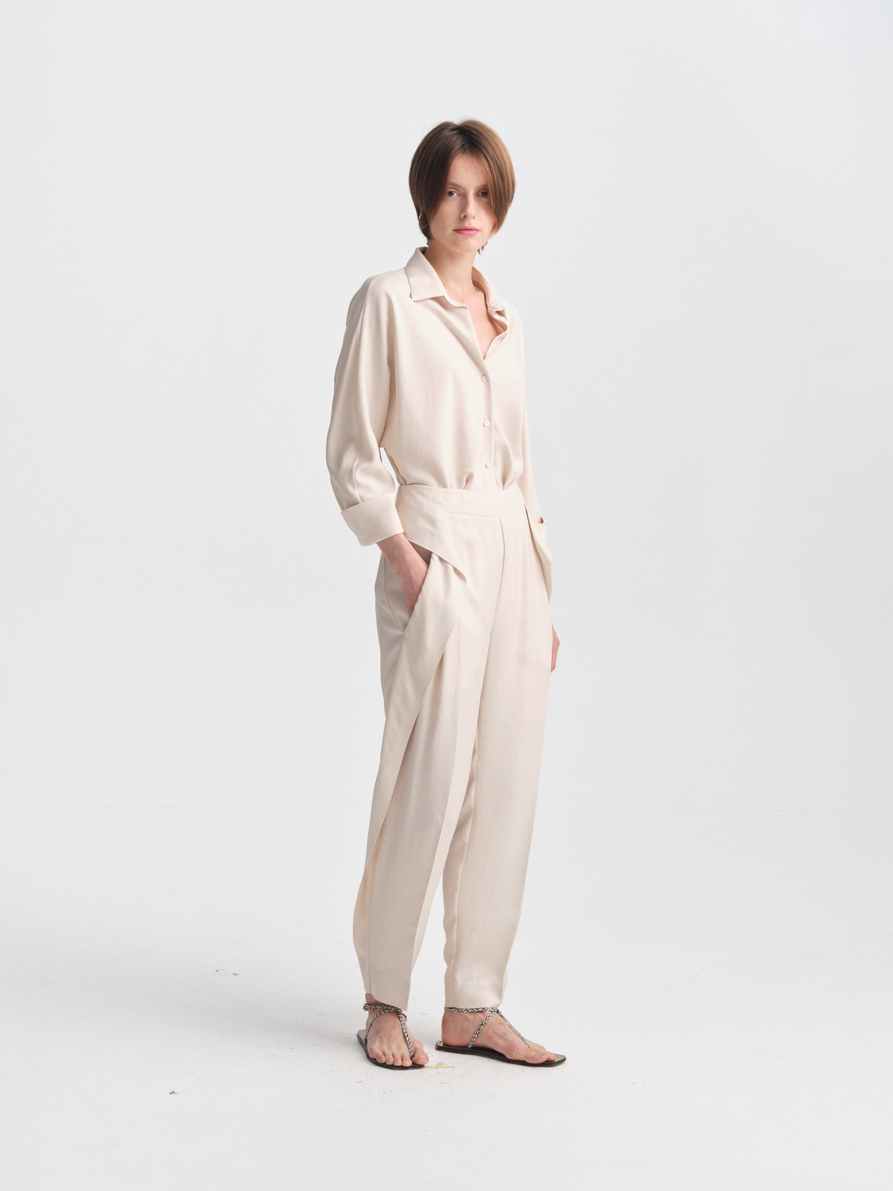 IGC_CAP_30_LB_17JUN2026_055-356_Raquel_Pants_Oat_3736