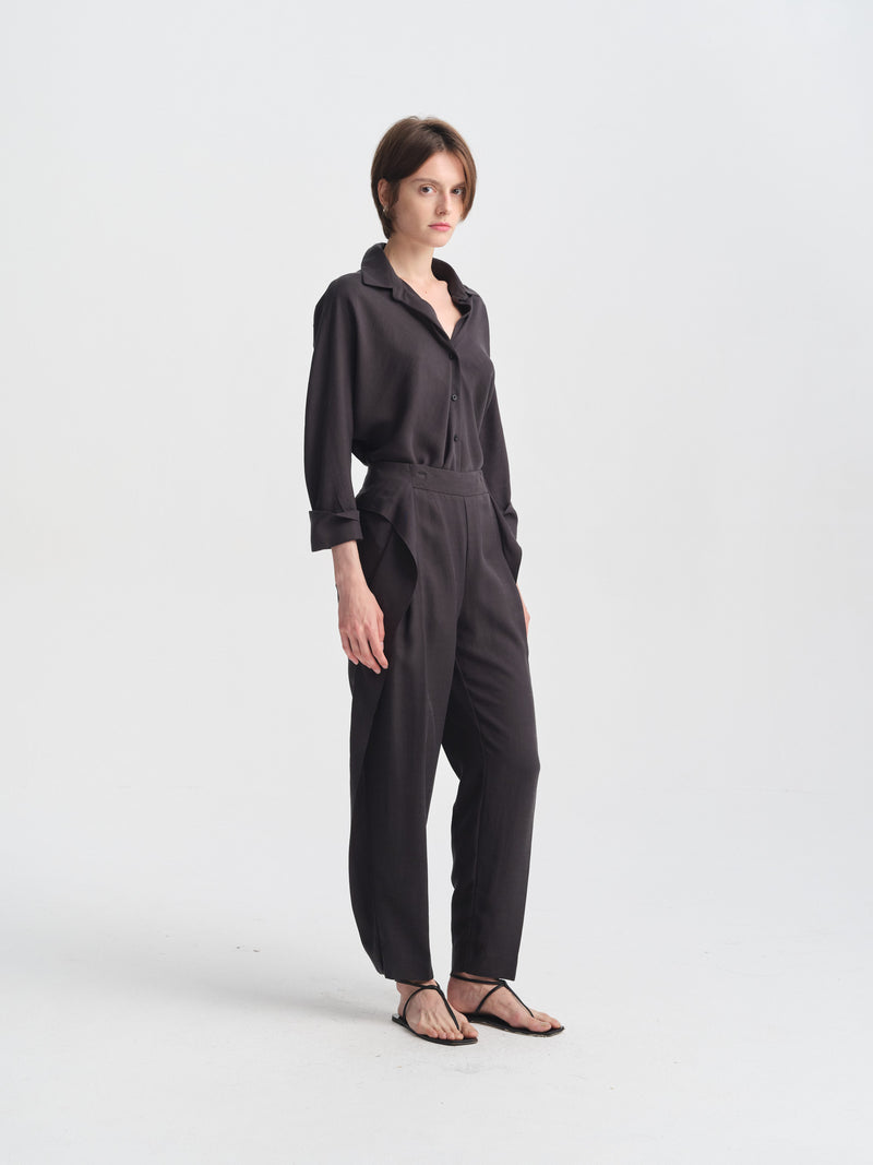 IGC_CAP_30_LB_17JUN2026_059-356_Raquel_Pants_Charcoal_3865