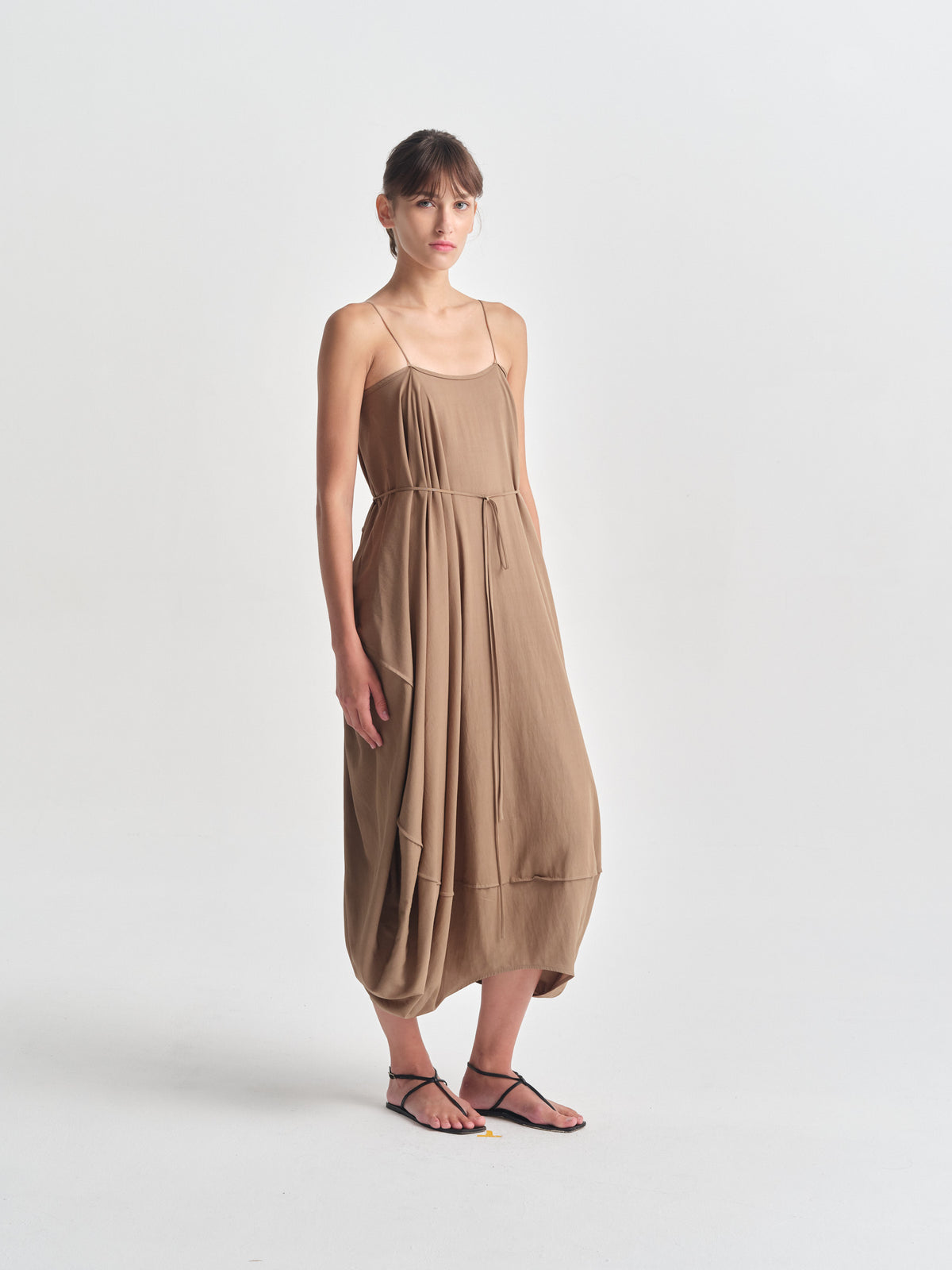 IGC_CAP_30_LB_28_Jun_2026_020-2924_Aki_Dress_Khaki_1110