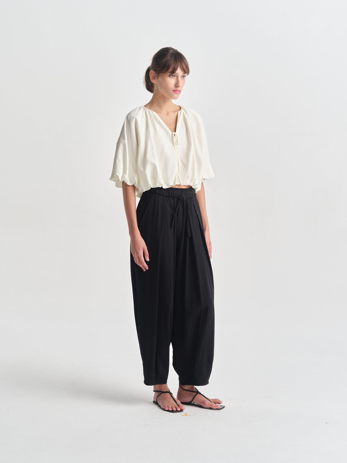 IGC_CAP_30_LB_28_Jun_2026_075-2928_Clarise_Top_Parchment_3927