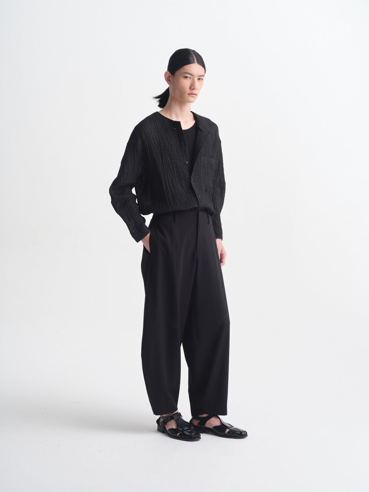 IGC_CAP_30_Lookbook_19AUG26_011-112_Pilloto_Top_Black_1073