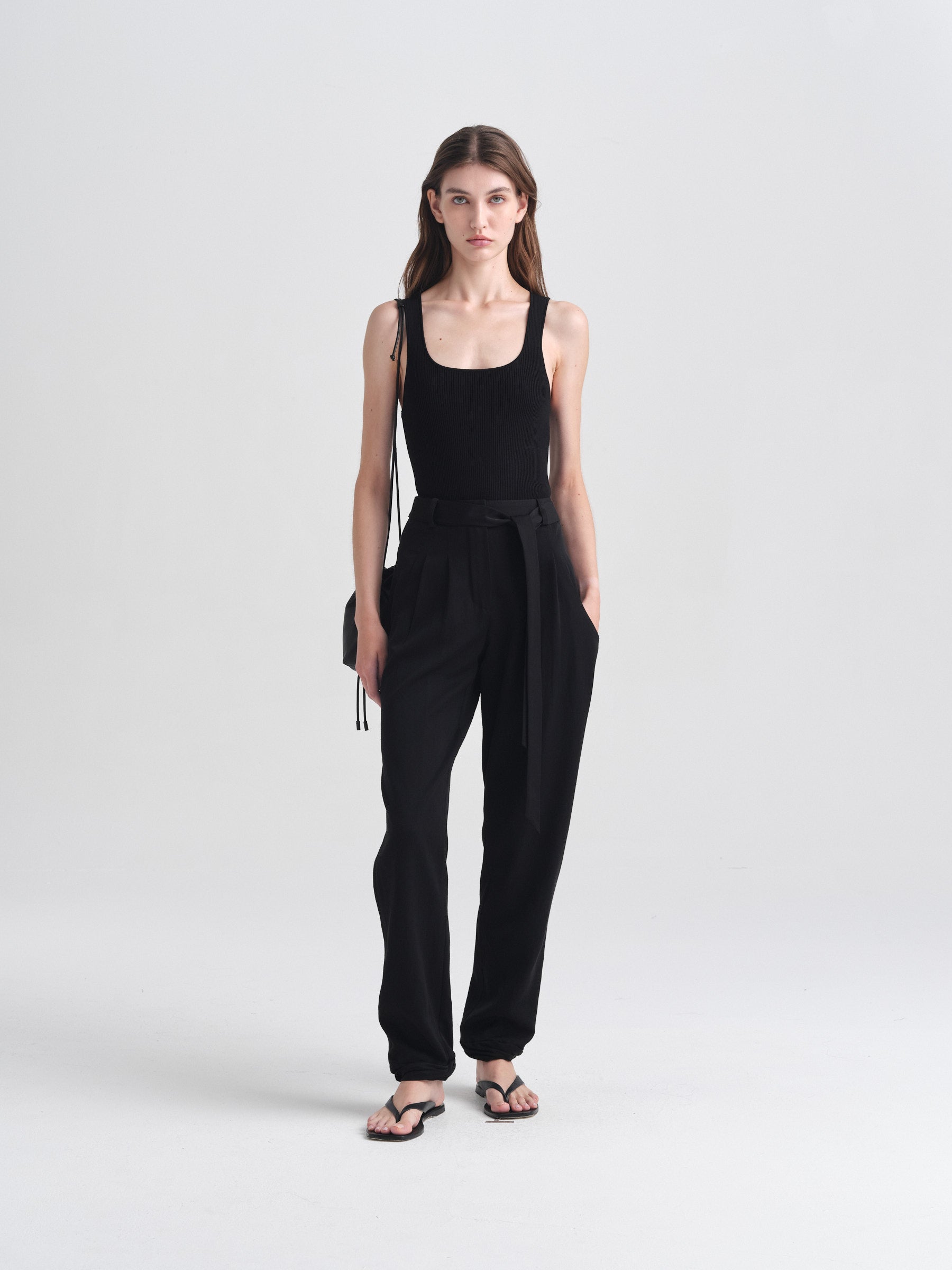IGC_CAP_30_xxx-Adrianne_Pants_Black_3591