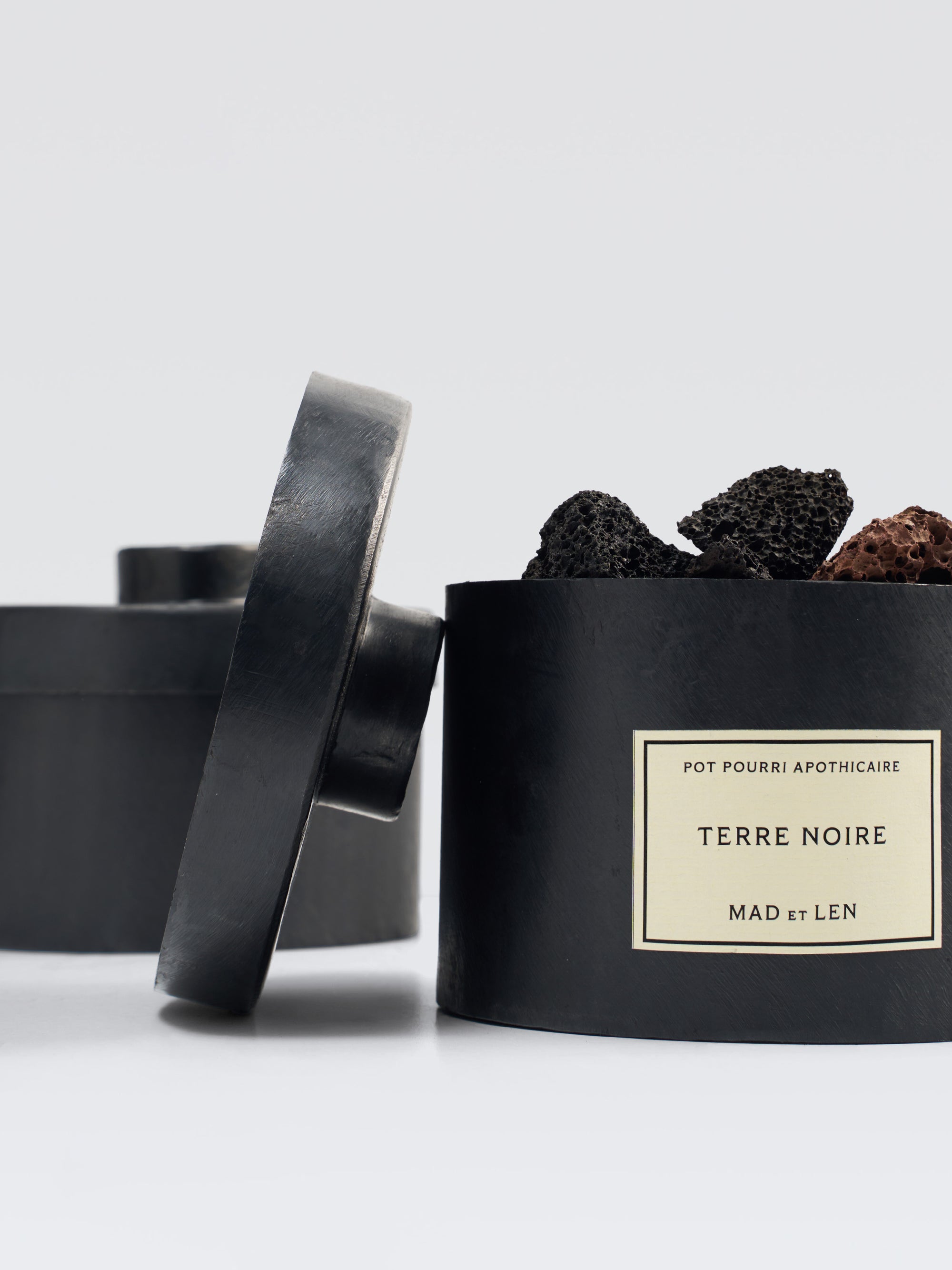 Mad et Len Pot Pourri Lava - Terre Noire